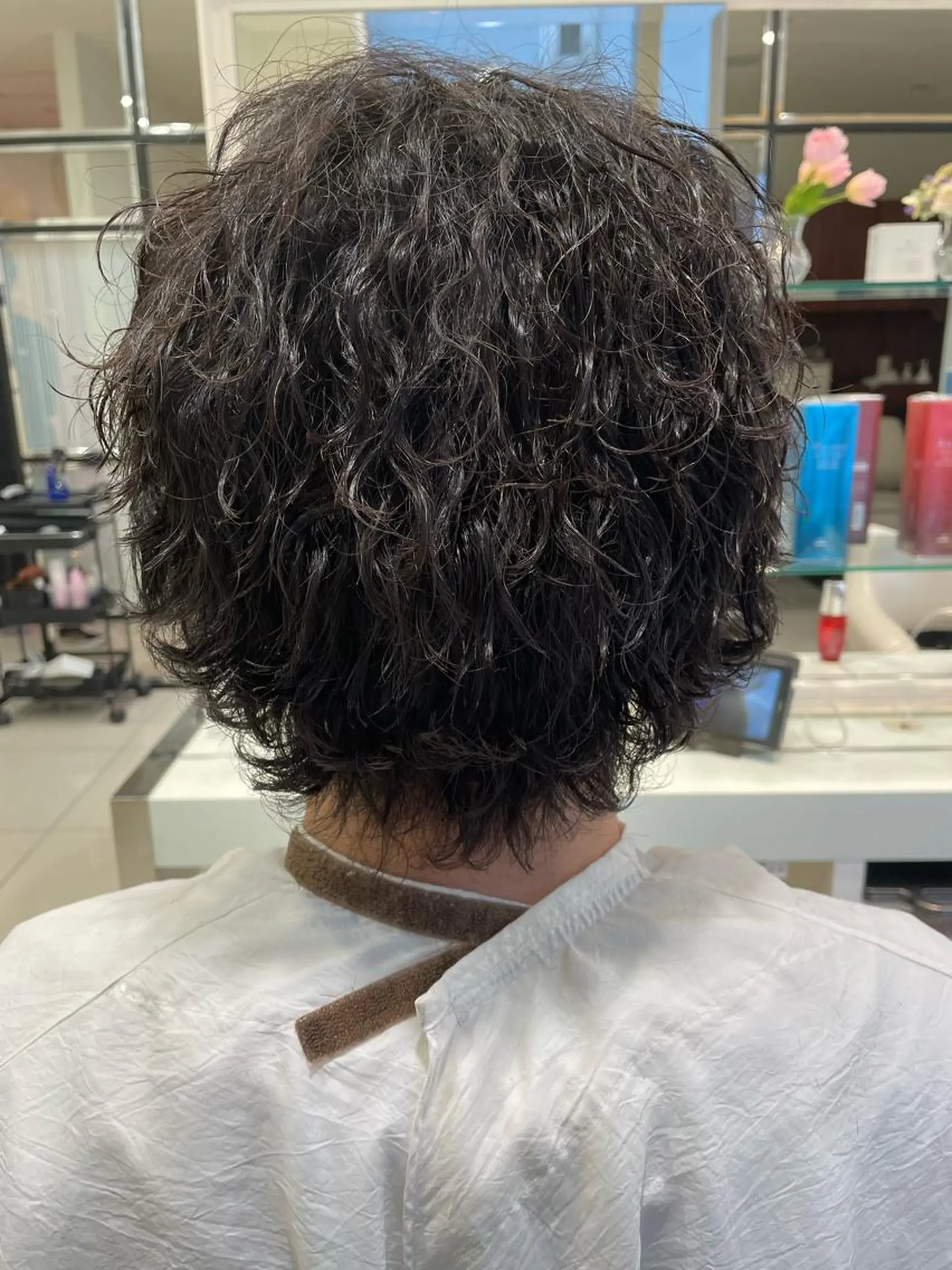 パーマ メンズ メンズパーマ 波巻きパーマ センターパート 川島爽楽のヘアスタイル