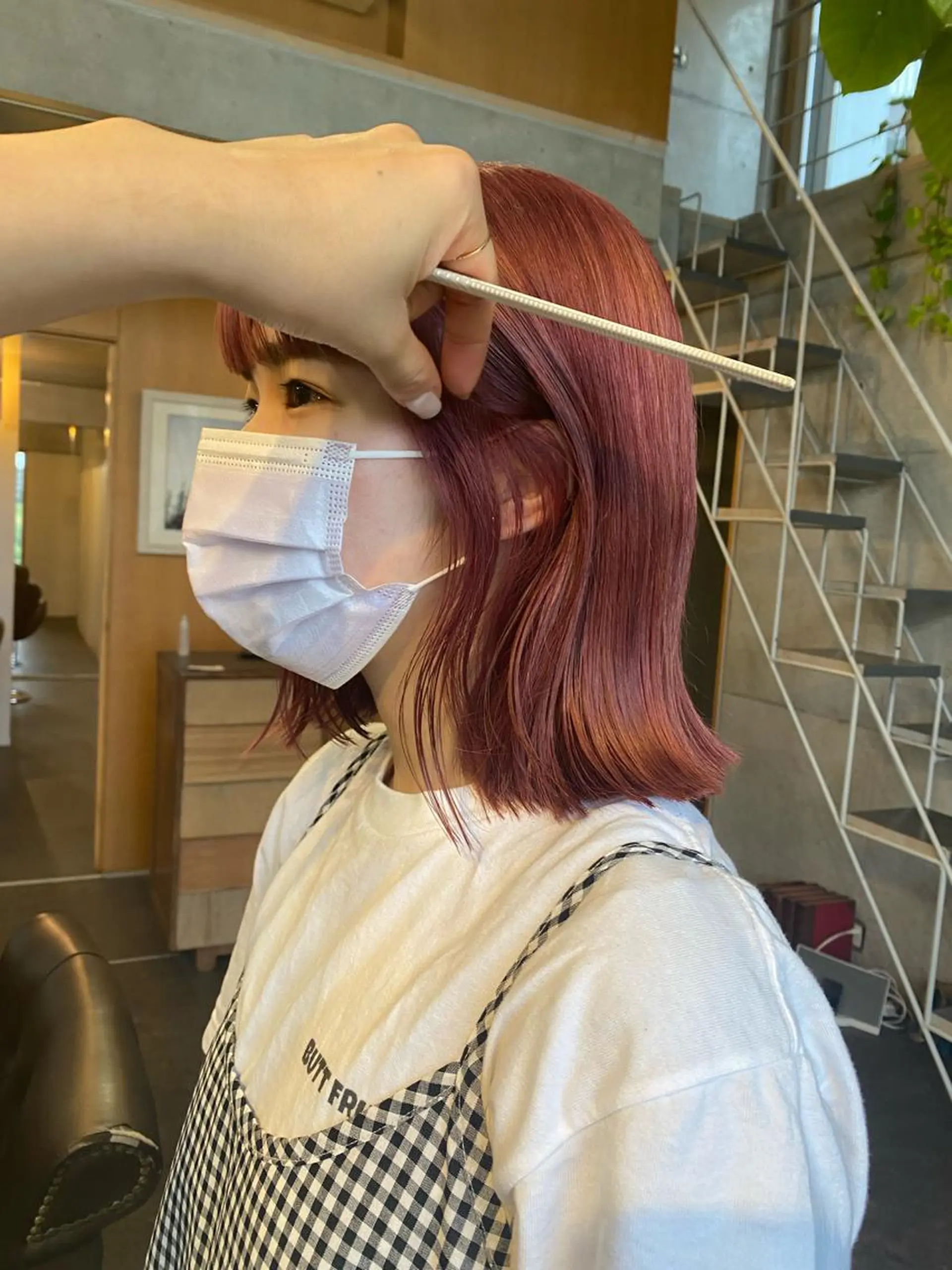 ショート カラー パーマ ヘアアレンジ メンズ キッズ ネイル マツエク・マツパ モリモト サナのヘアスタイル