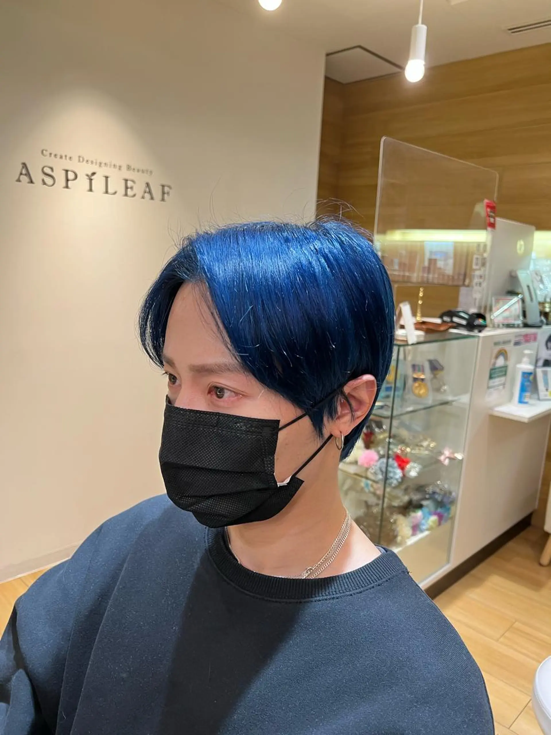 ショート カラー メンズ ブルーカラー 全国1位🥇世界5位 小野田　礼花のヘアスタイル