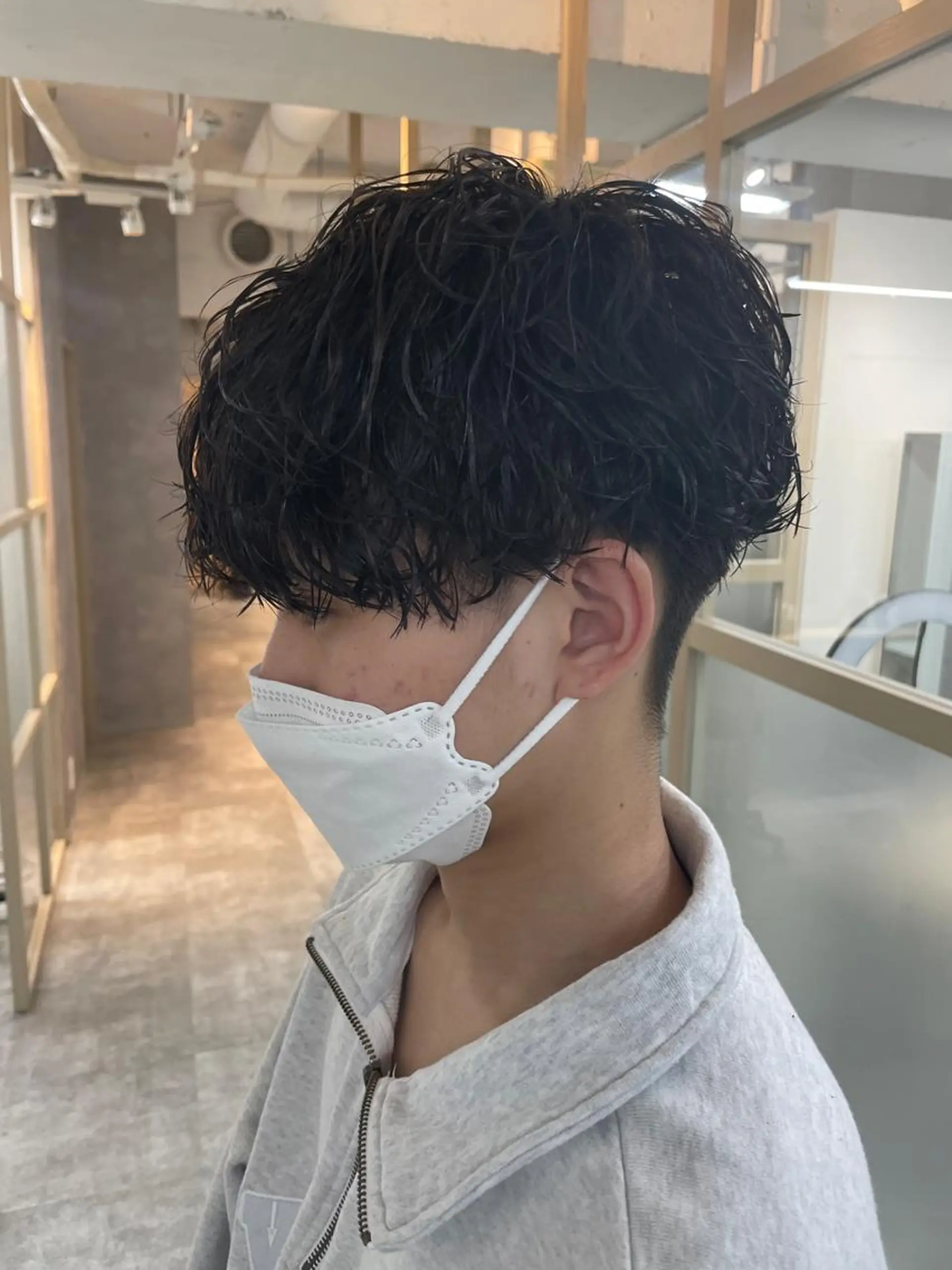 パーマ メンズ カット パーマ 渋谷 メンズ 木下 仁来のヘアスタイル