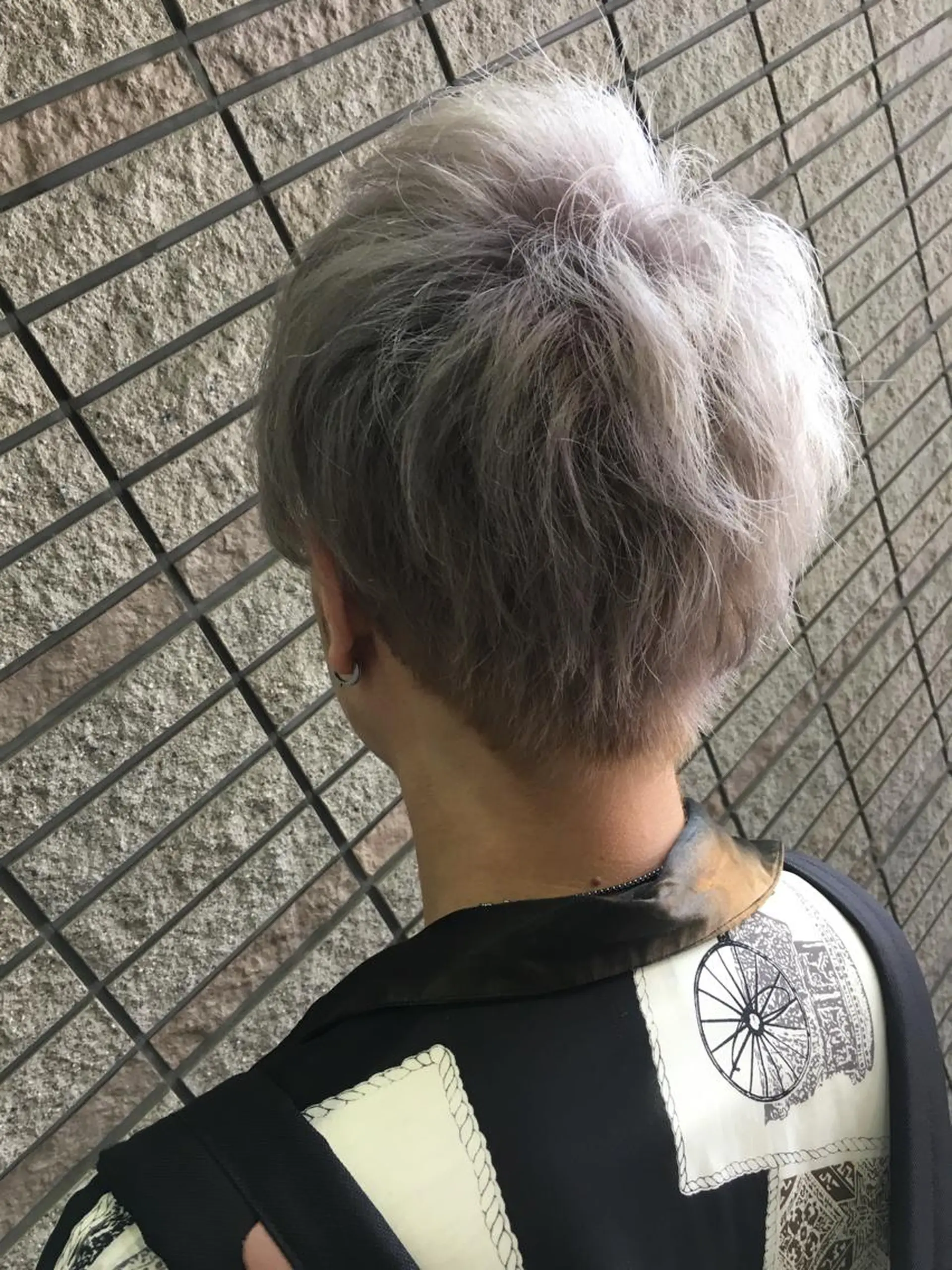 ショート 外国人風カラー カット ヘアカラー トリートメント N° jillva ♦️川端裕司♦️のヘアスタイル