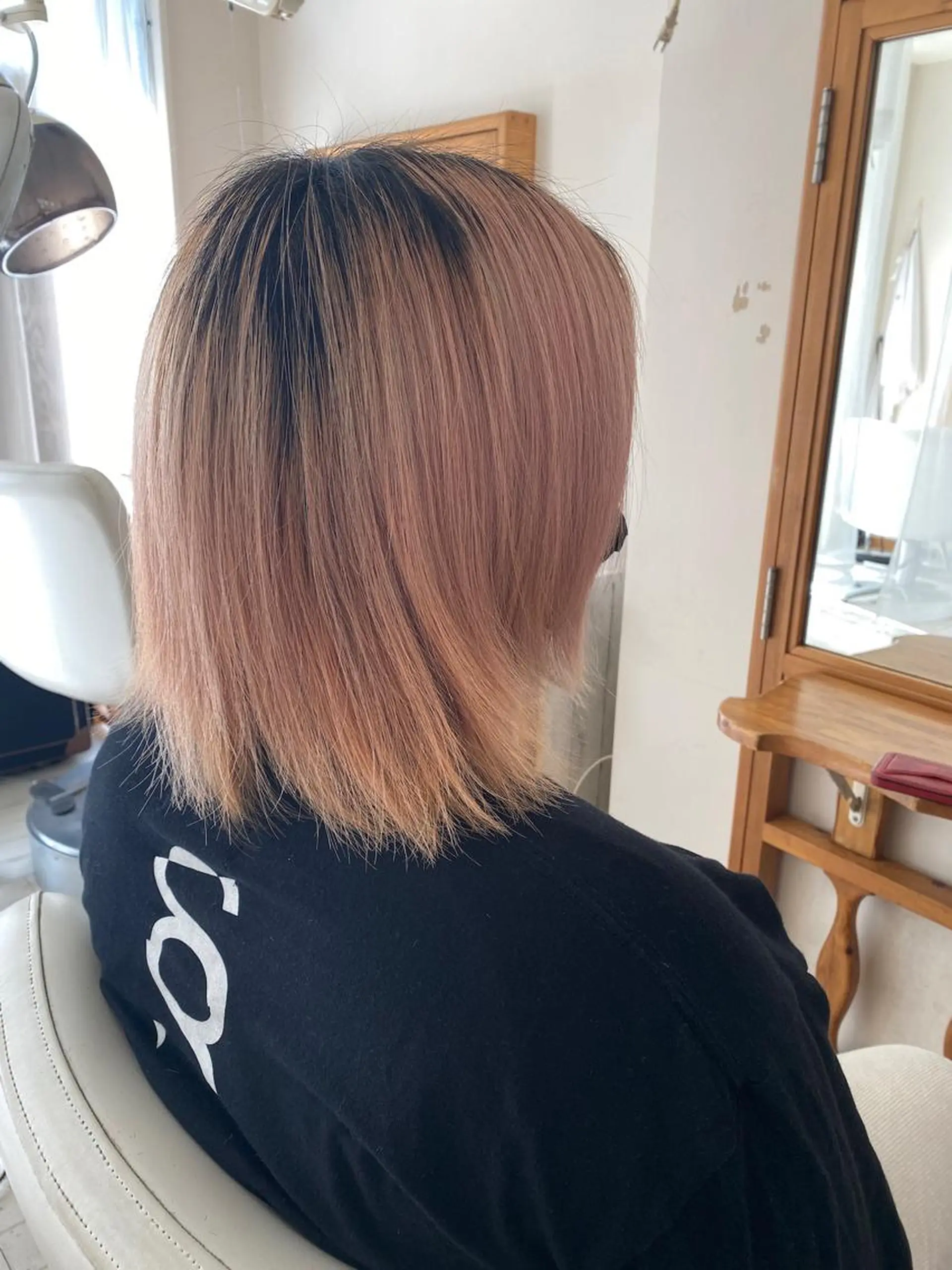 ミディアム カラー CRADLE Takeuchiのヘアスタイル