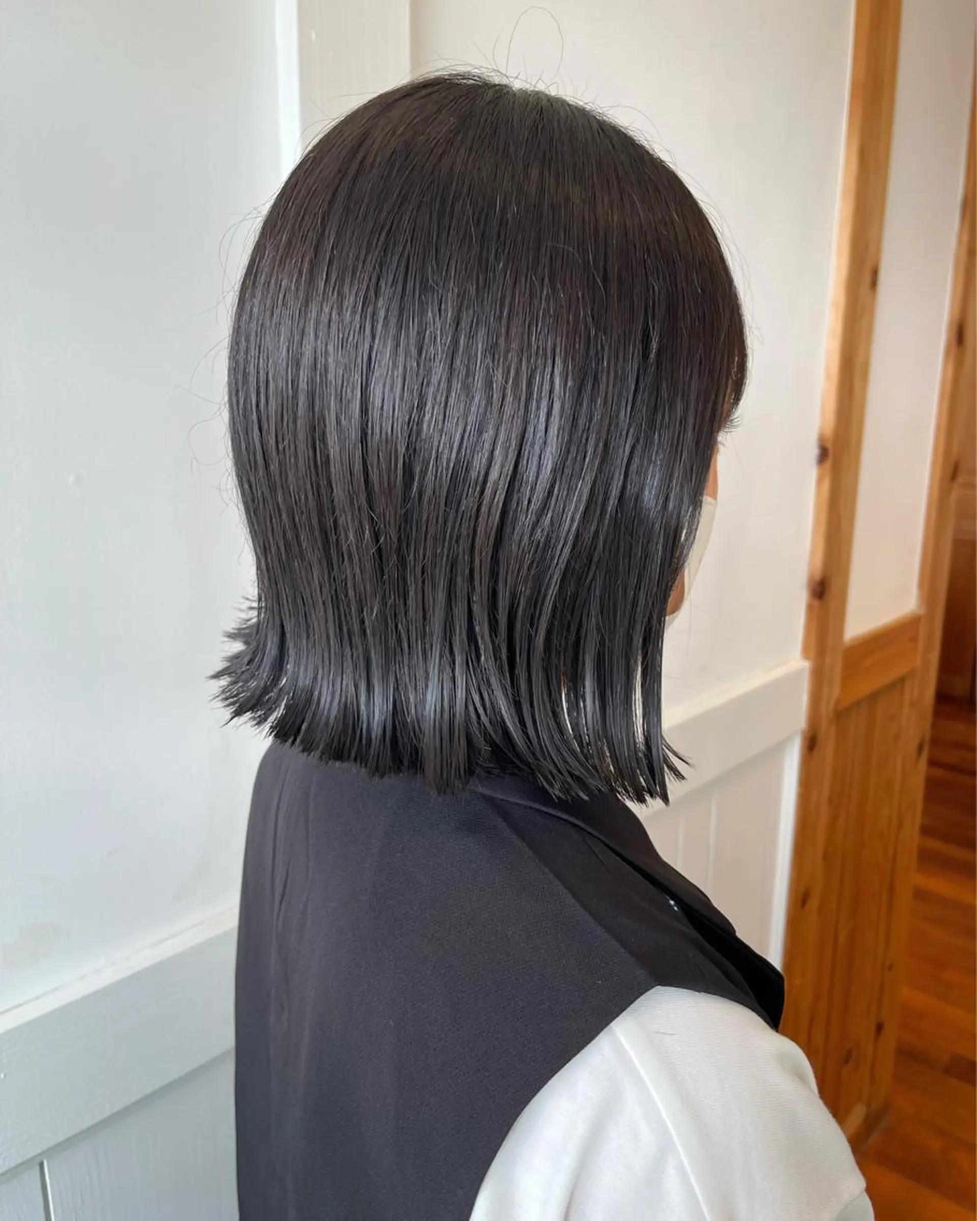 ミディアム ボブ 狩野 くるみのヘアスタイル