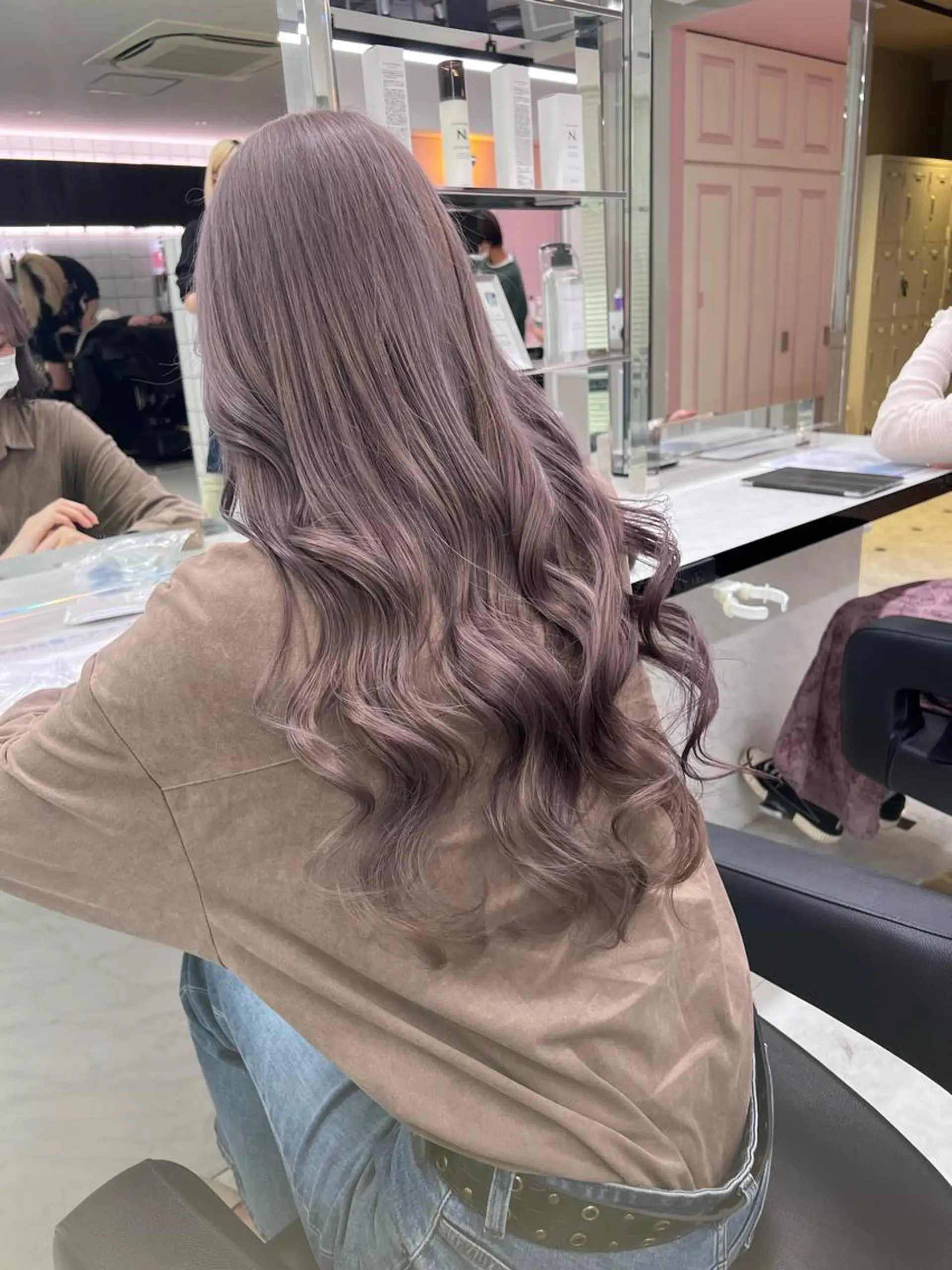 セミロング カラー ヘアアレンジ 💕上野美容師☁ ブリーチ💖サワのヘアスタイル