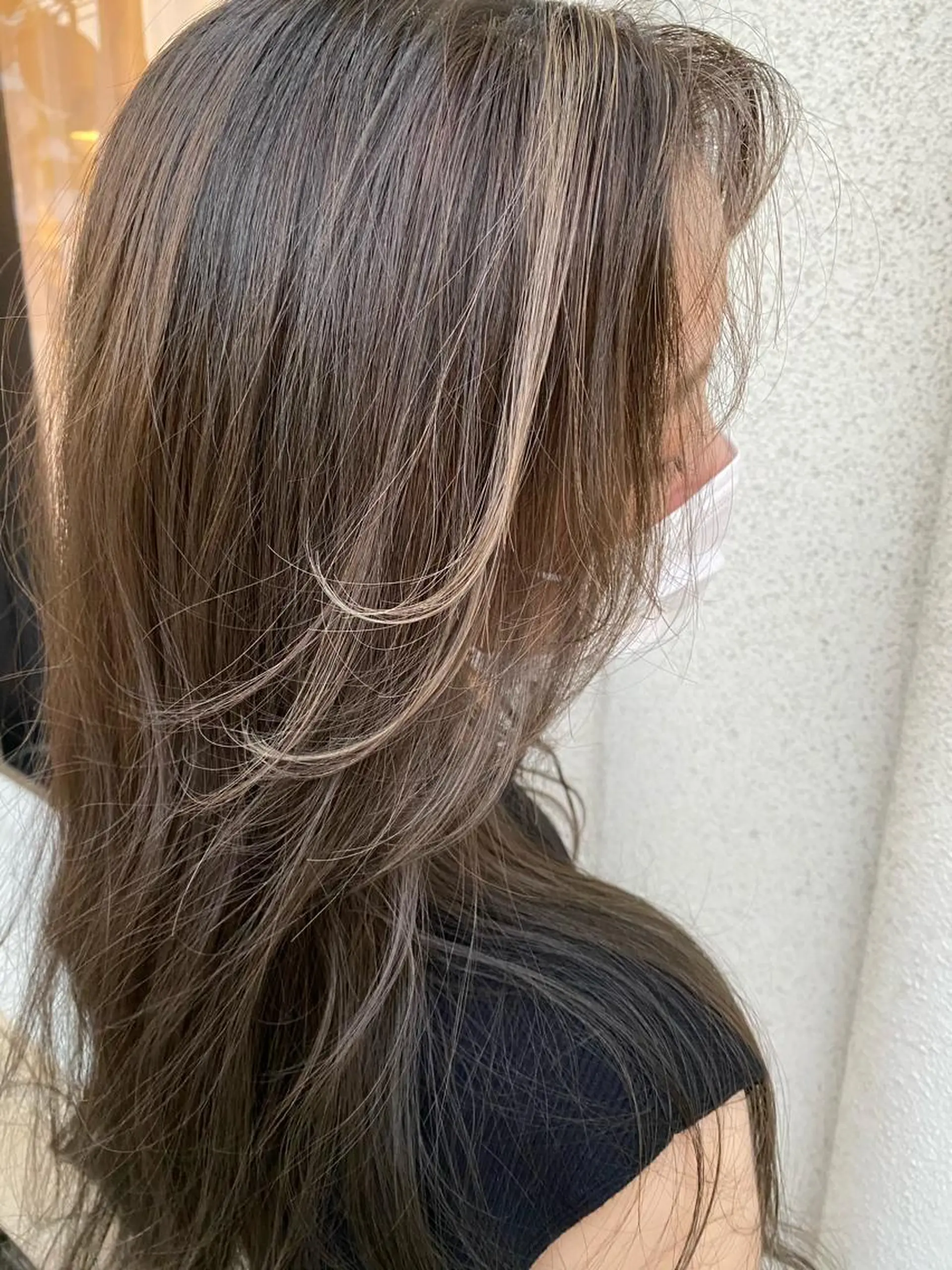 ロング ハイライト カット ヘアカラー トリートメント 小野 かなこのヘアスタイル
