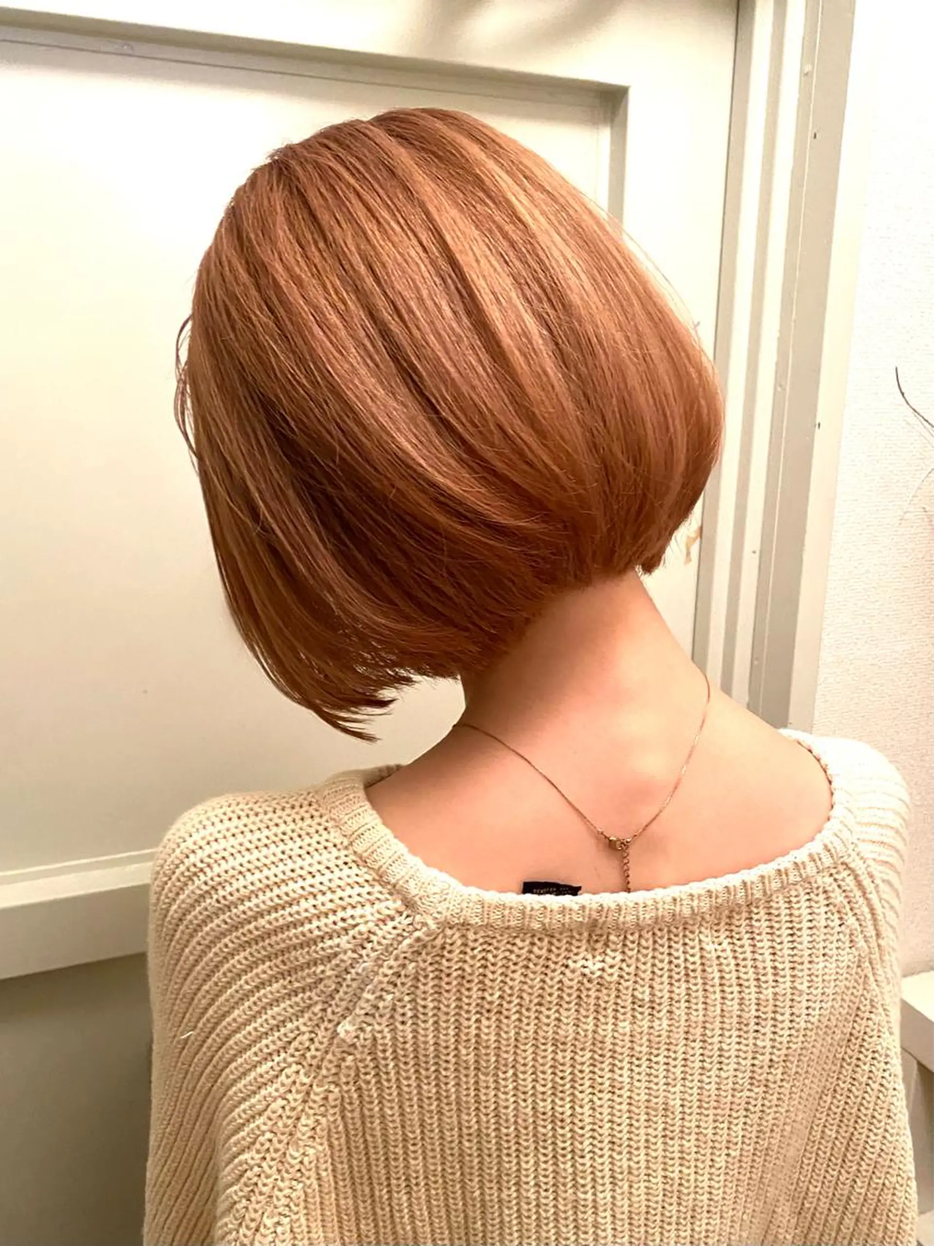 ショート カラー ベージュカラー オレンジ オレンジベージュ ボブ カット Pia hair Design Yakuin所属・Pia ツボイ ケイタのヘアスタイル