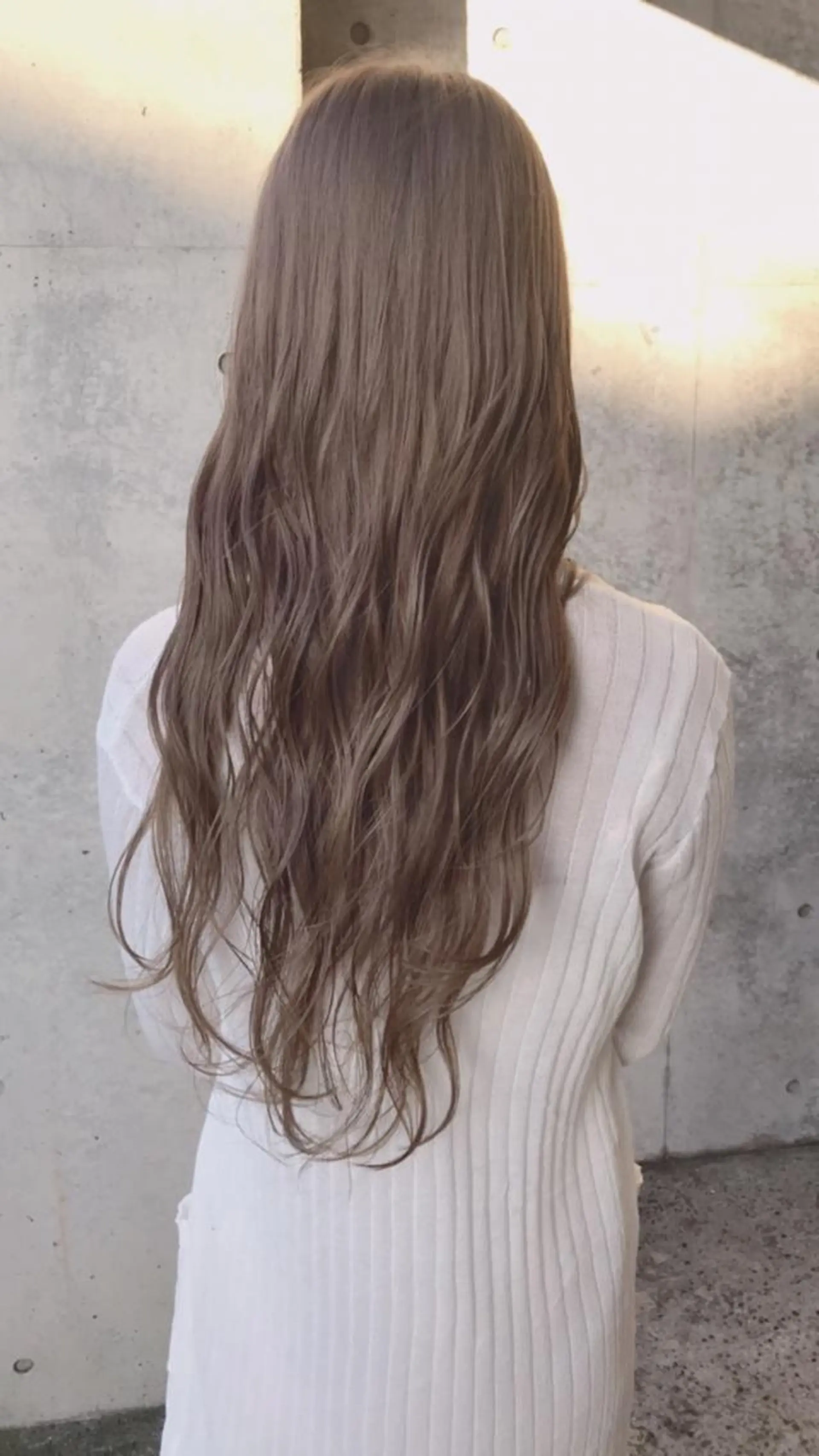 ロング カラー 及川 光のヘアスタイル