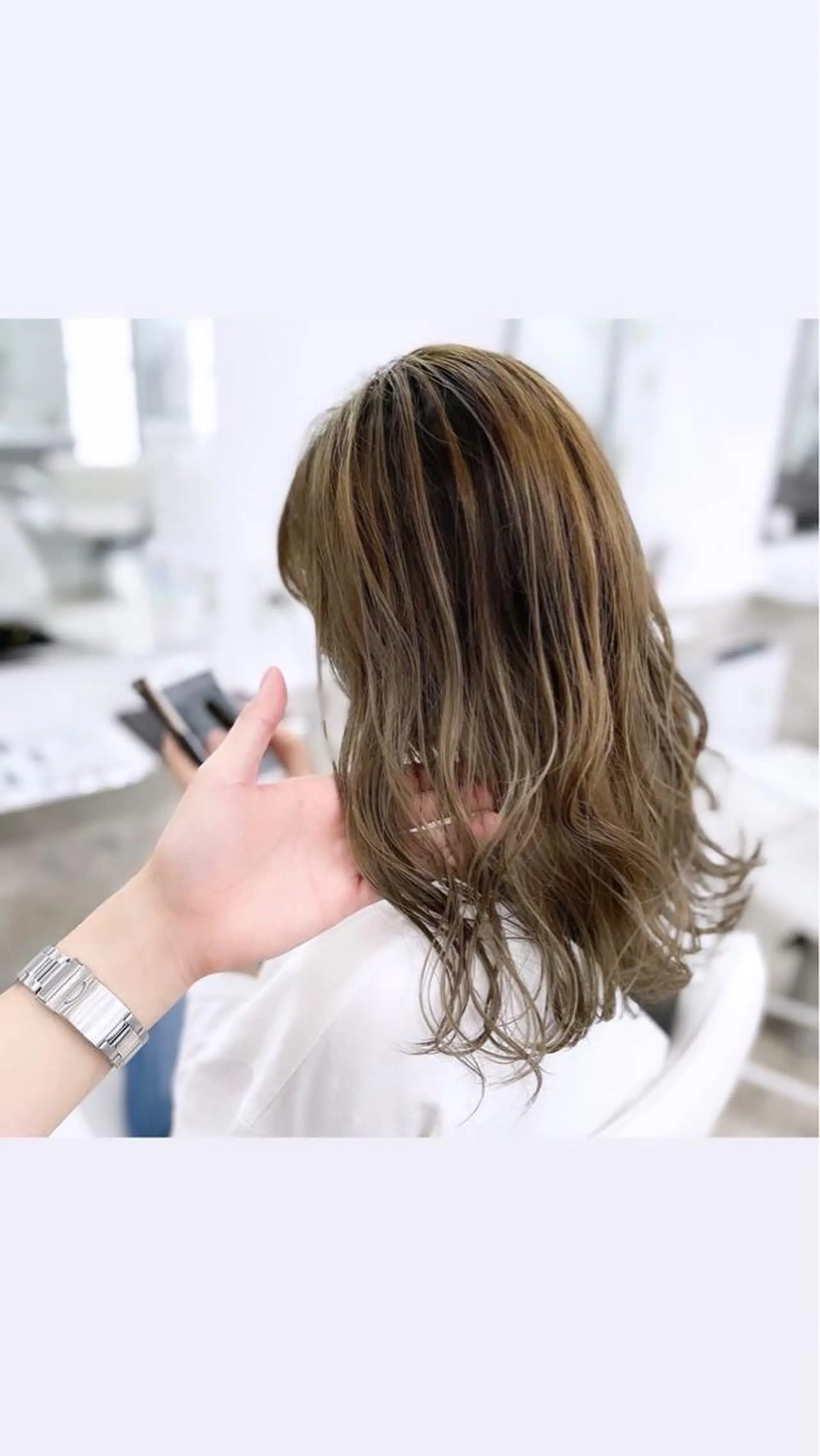 ロング カラー ヘアアレンジ バレイヤージュ ベージュカラー ミルクティーベージュ レイヤーカット 白髪ぼかしハイライト 白髪ぼかしカラー中澤のヘアスタイル