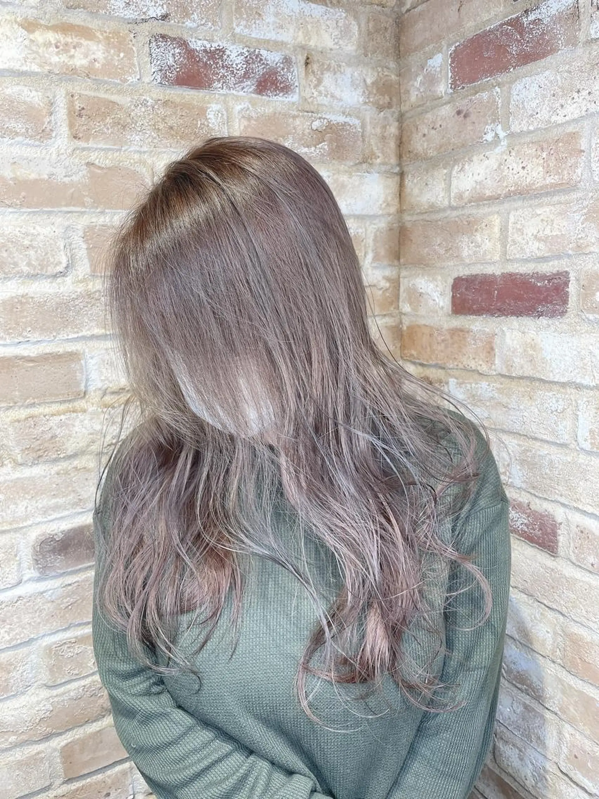 ロング issa academyのヘアスタイル