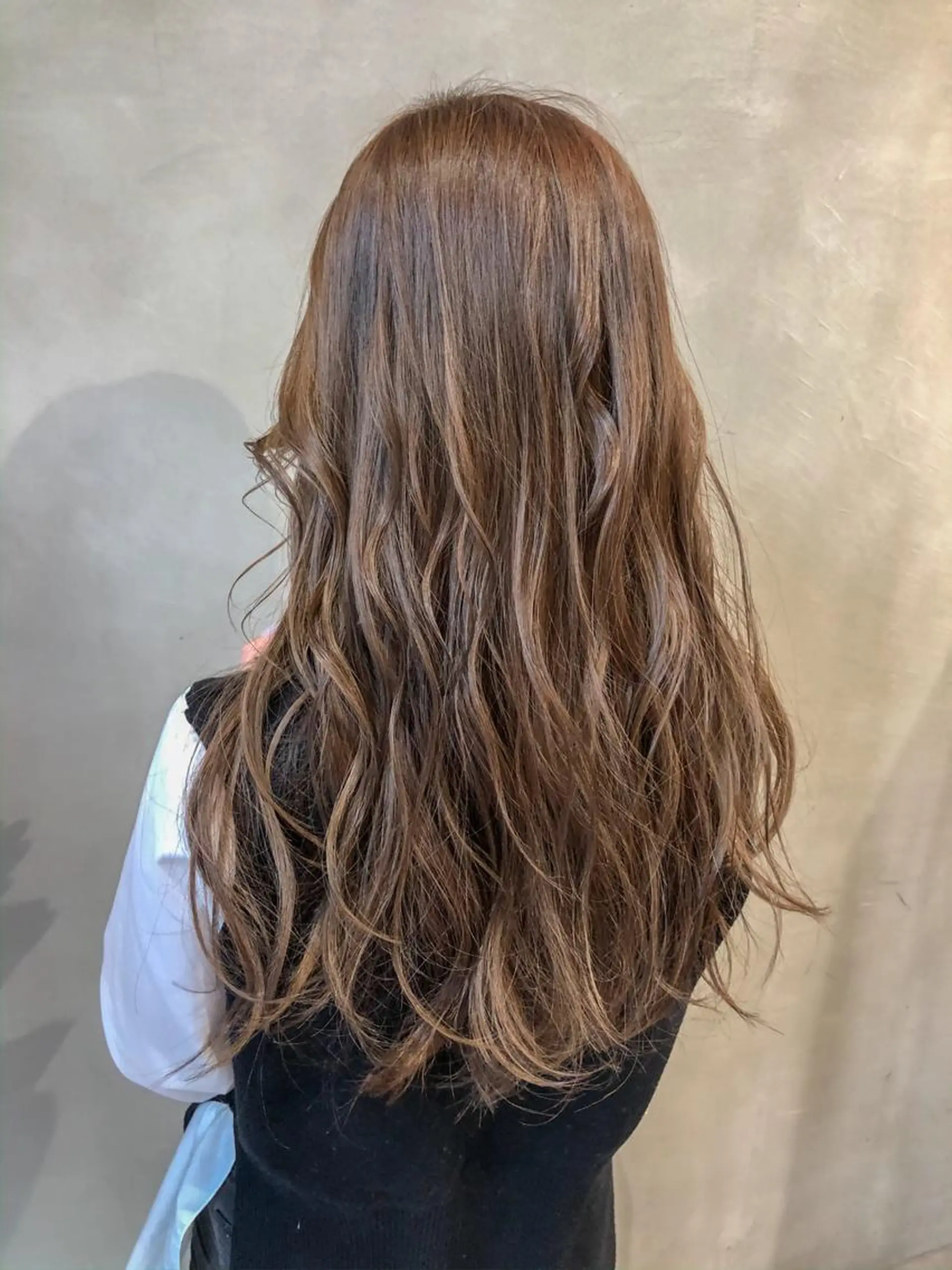 ロング ioe 茶屋町のヘアスタイル