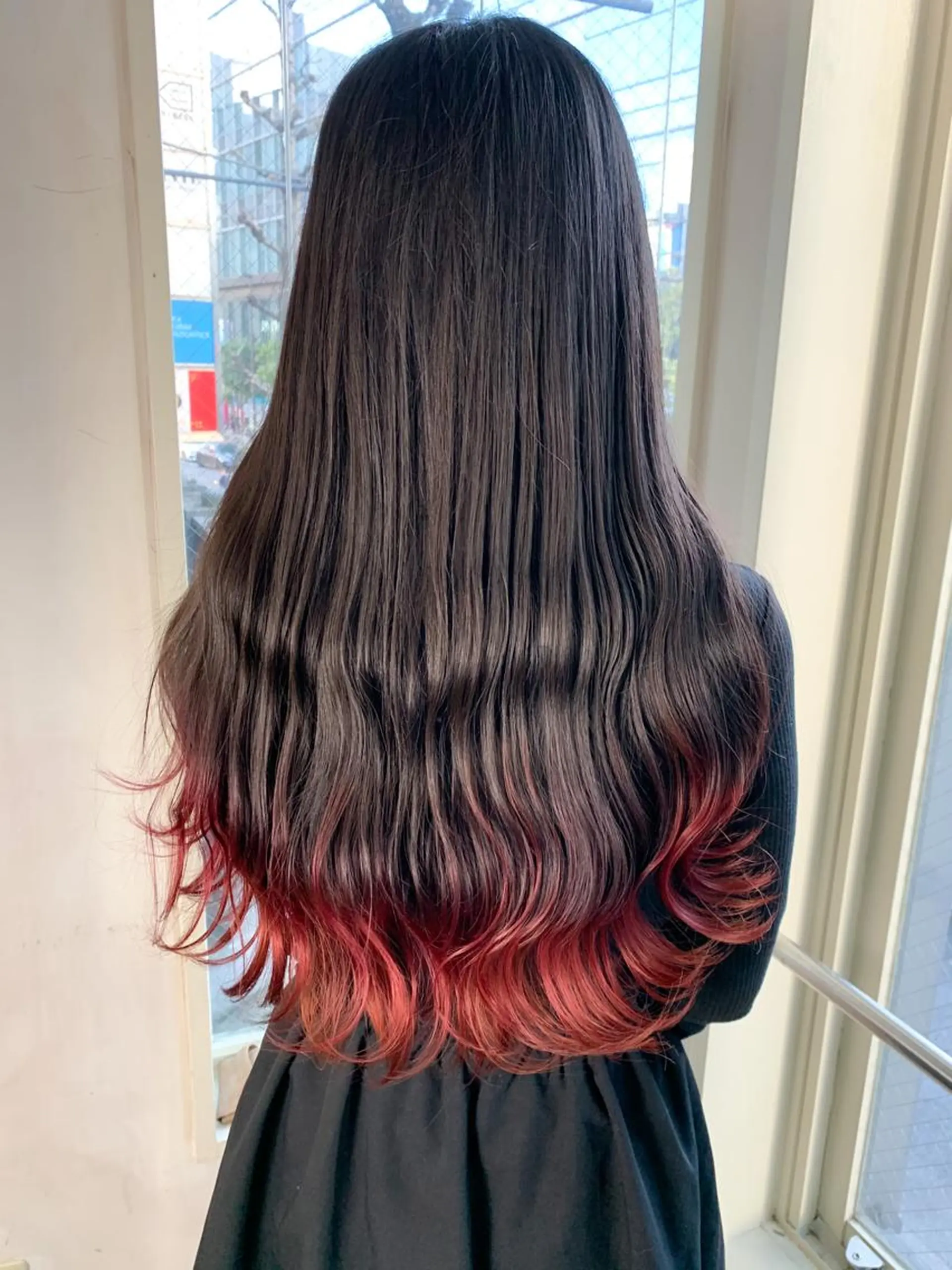 カラー デザインカラー レッドカラー 透明感カラーが 得意です！NAOKIのヘアスタイル