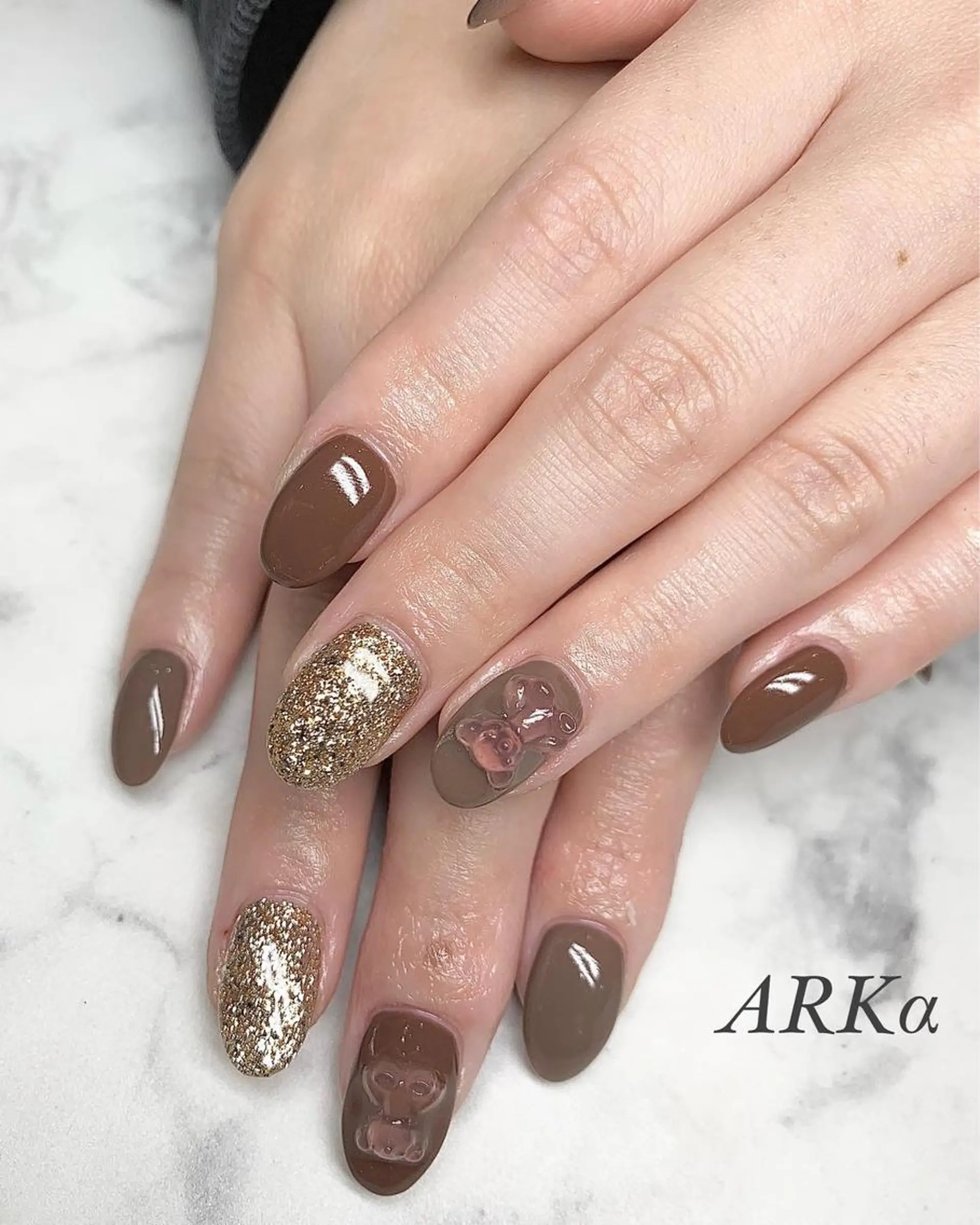 ミディアム ネイル ハンドネイル ARKα SHIORIのネイルデザイン