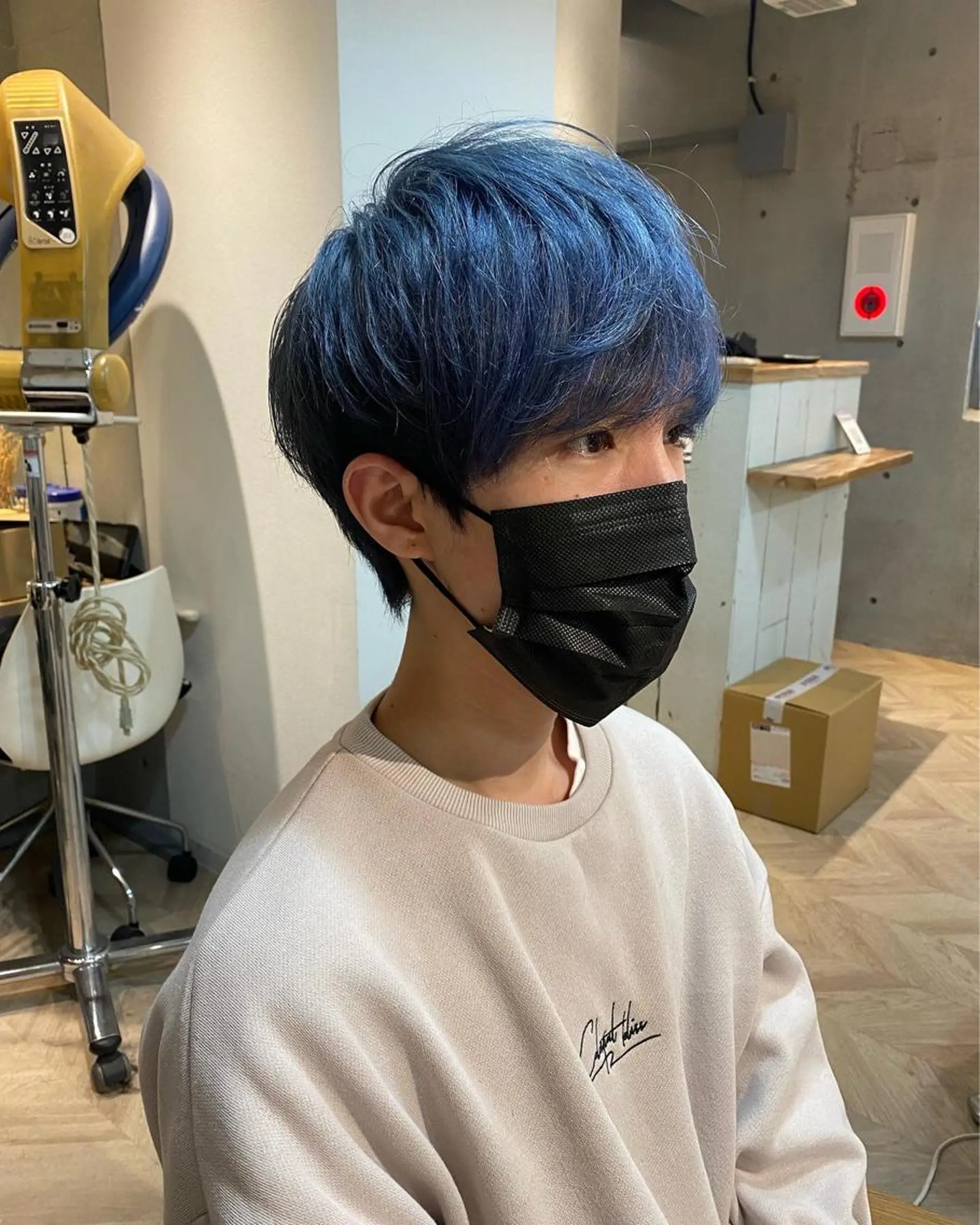 メンズ メンズブリーチ ヘアカラー 西山 恵太郎のヘアスタイル