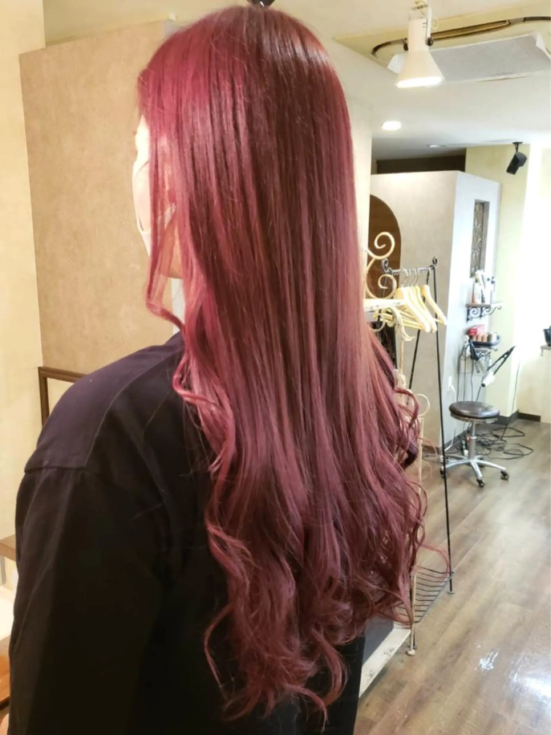 ロング カラー イルミナカラー トリートメント 田井中 悠紀のヘアスタイル