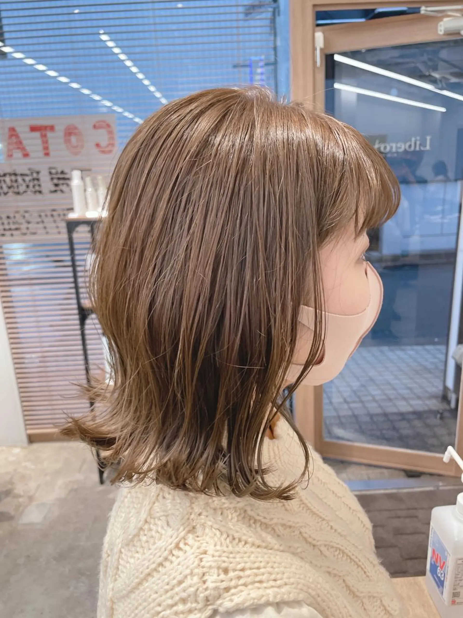 ミディアム SAEKI【ior 】北千住店ブリーチのヘアスタイル