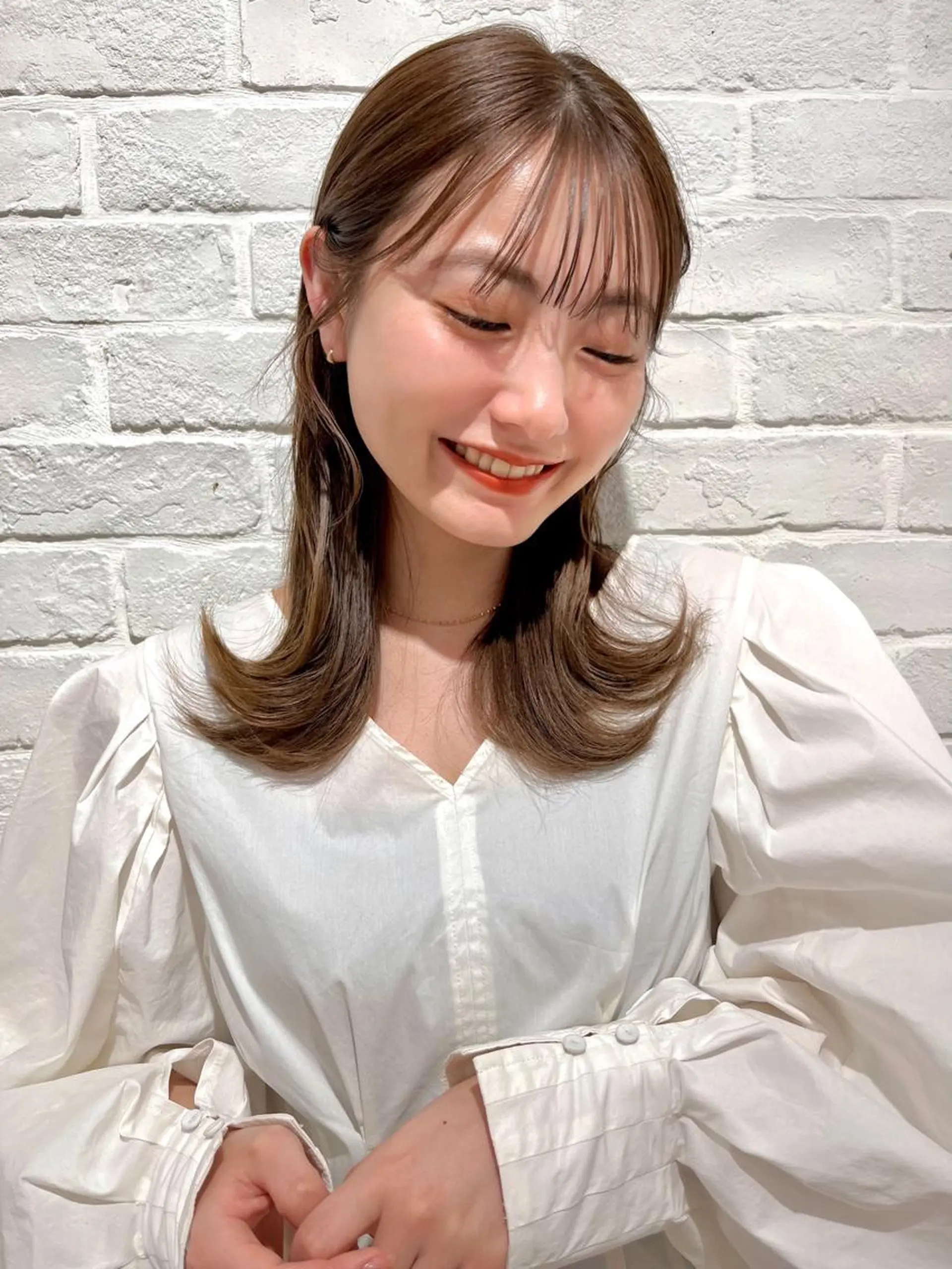 セミロング カラー ベージュカラー ブラウンカラー ブラウンベージュ グレージュ オリーブベージュ カット ヘアカラー トリートメント 【韓国ヘア×透明感 カラー】笹谷 莉未のヘアスタイル