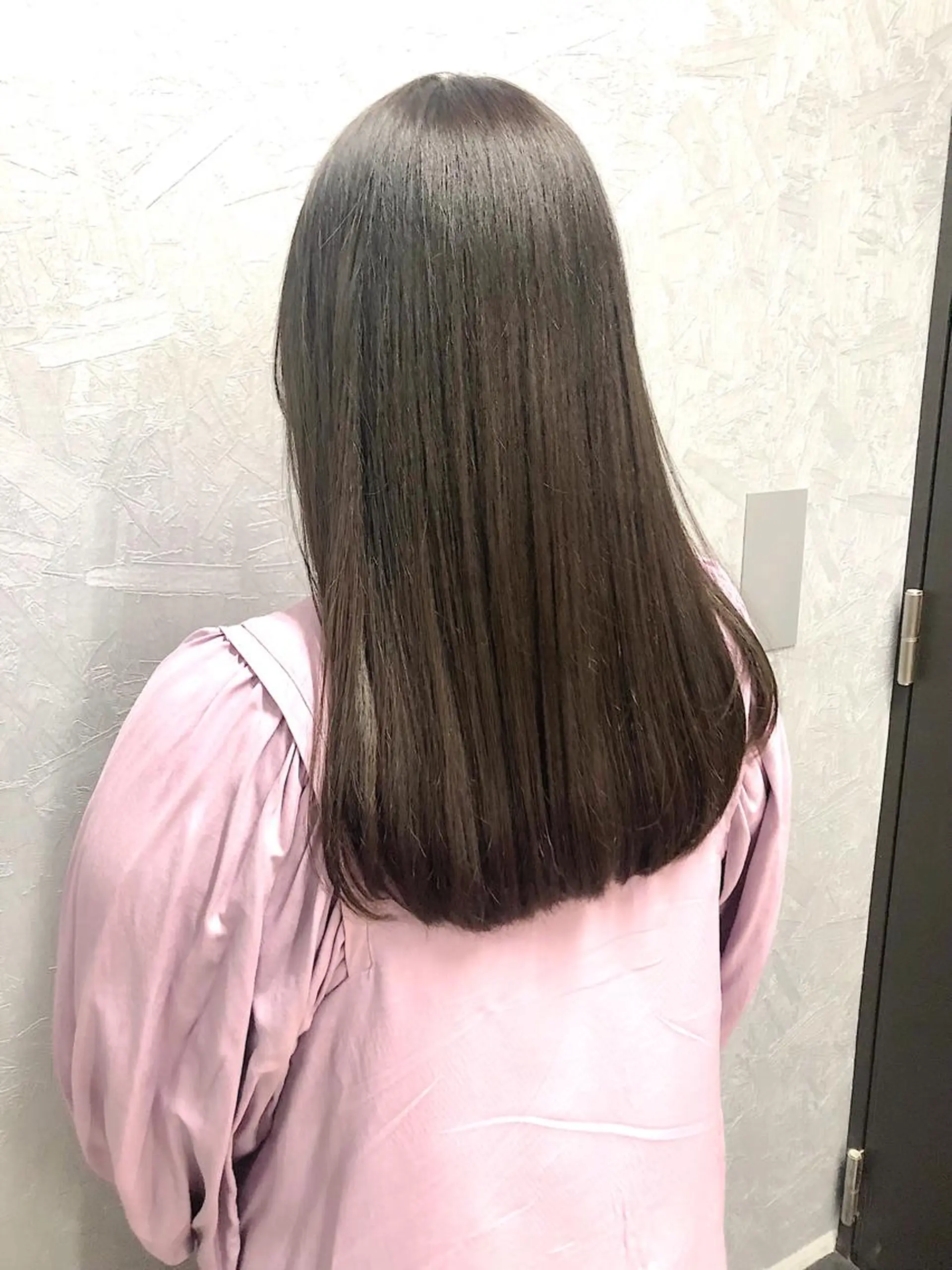 セミロング 髪質改善 カット ヘアカラー トリートメント 所渉/韓国レイヤー /ウルフカットのヘアスタイル