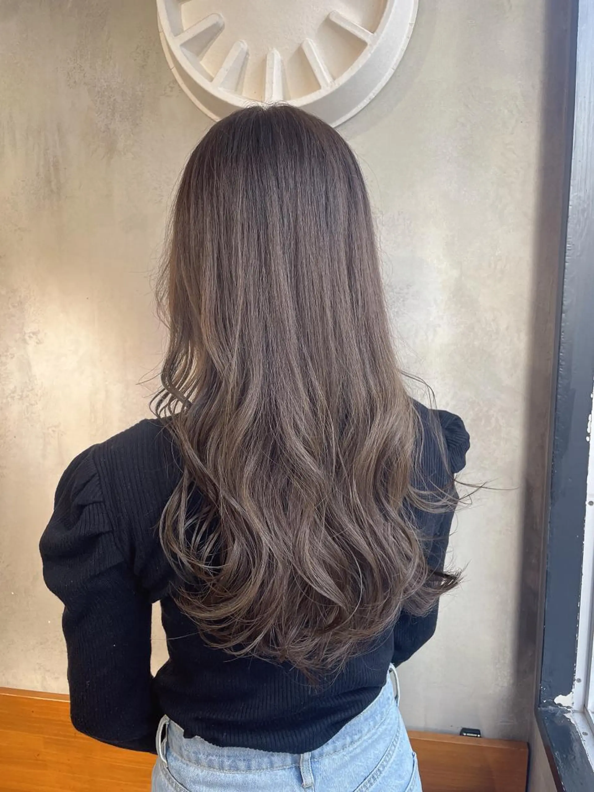 ロング カラー 梅田美容室 山崎海波のヘアスタイル