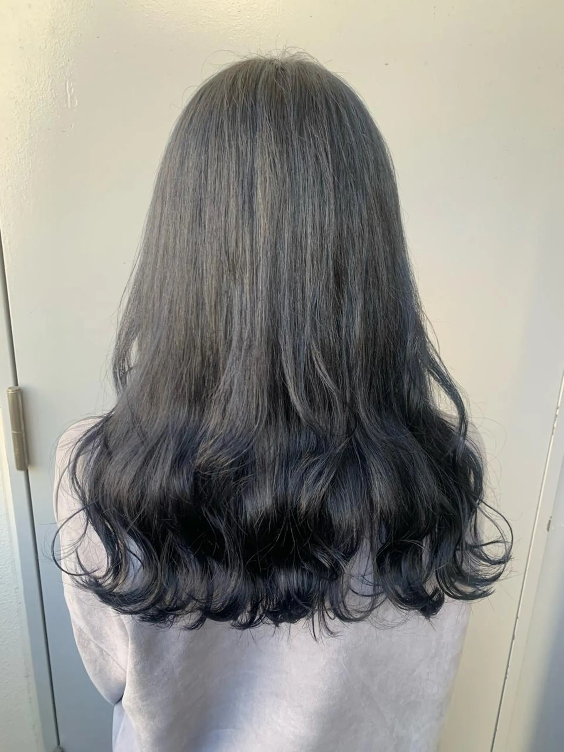 ロング カラー 韓国レイヤー ハッシュカットのヘアスタイル