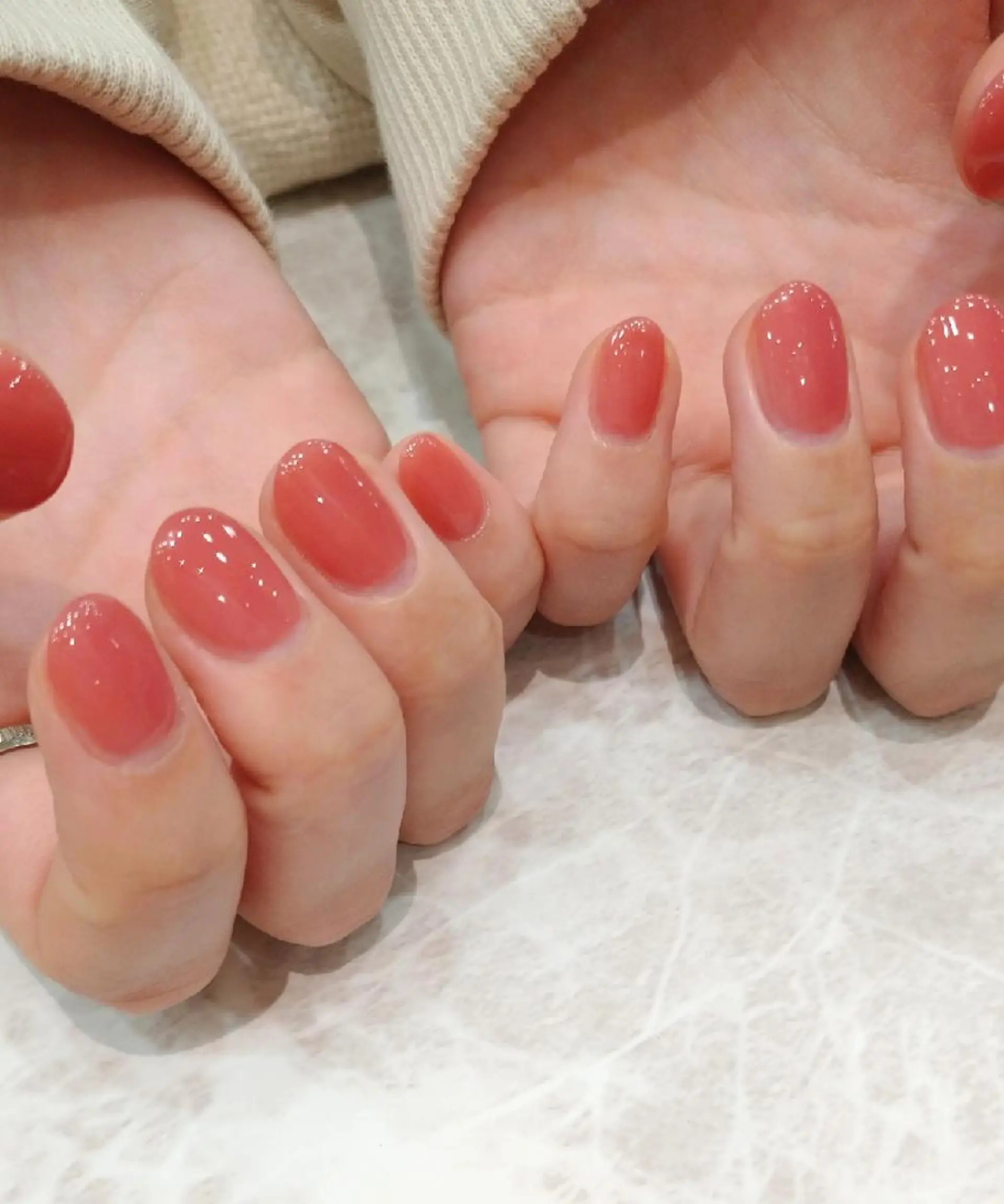 ネイル ジェルネイル オフィスネイル ワンカラーネイル パラジェル シンプルネイル ハンドネイル 會田 瑠衣のネイルデザイン