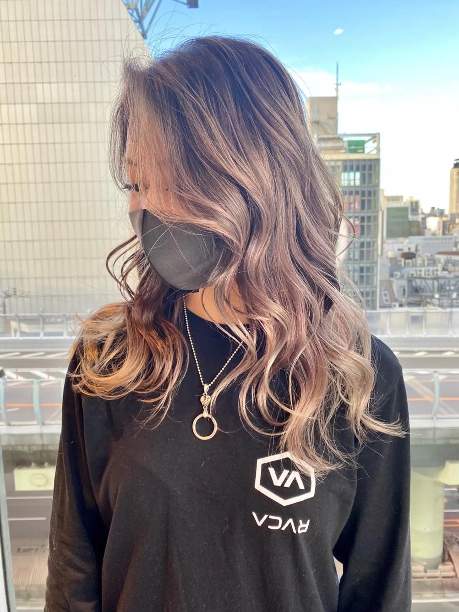 セミロング カラー バレイヤージュ ブリーチ ケアブリーチ ダブルカラー ハイライトカラー welring hair salon所属・welring hair salonのヘアスタイル