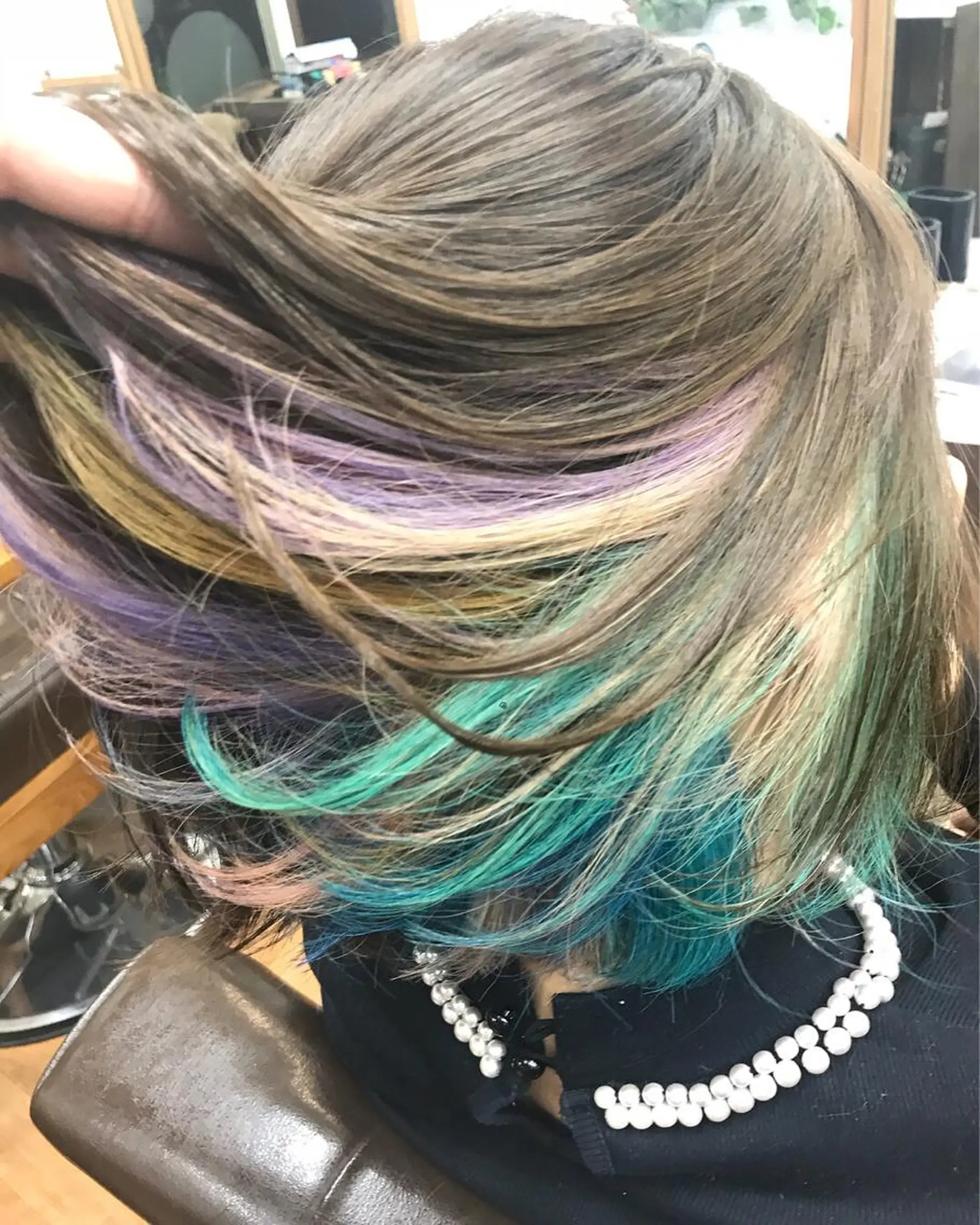 ショート カラー インナーカラー 美容室 salon de craft所属・澤田 拓己のヘアスタイル