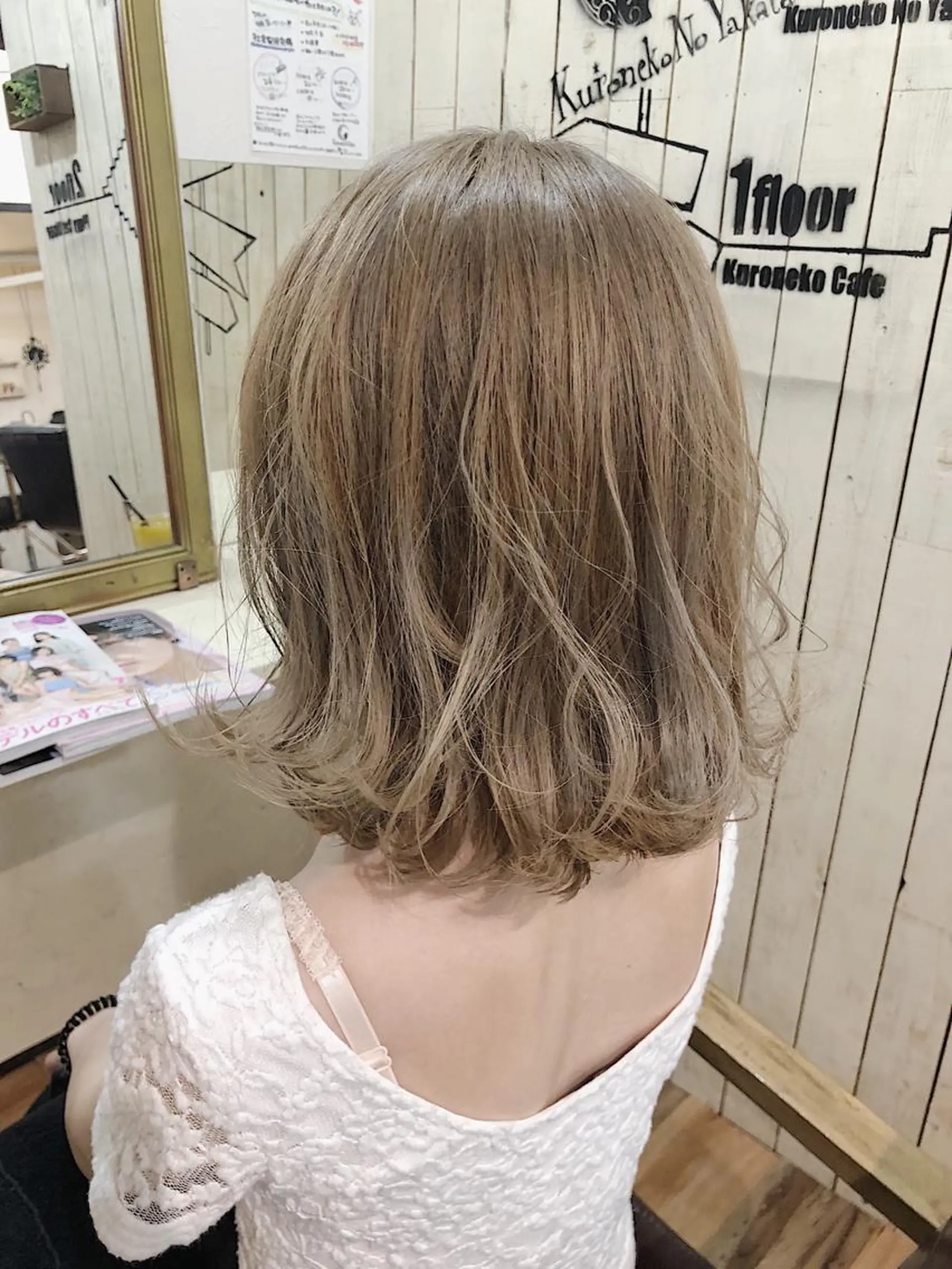 ショート カラー room405所属・taishi taishiのヘアスタイル