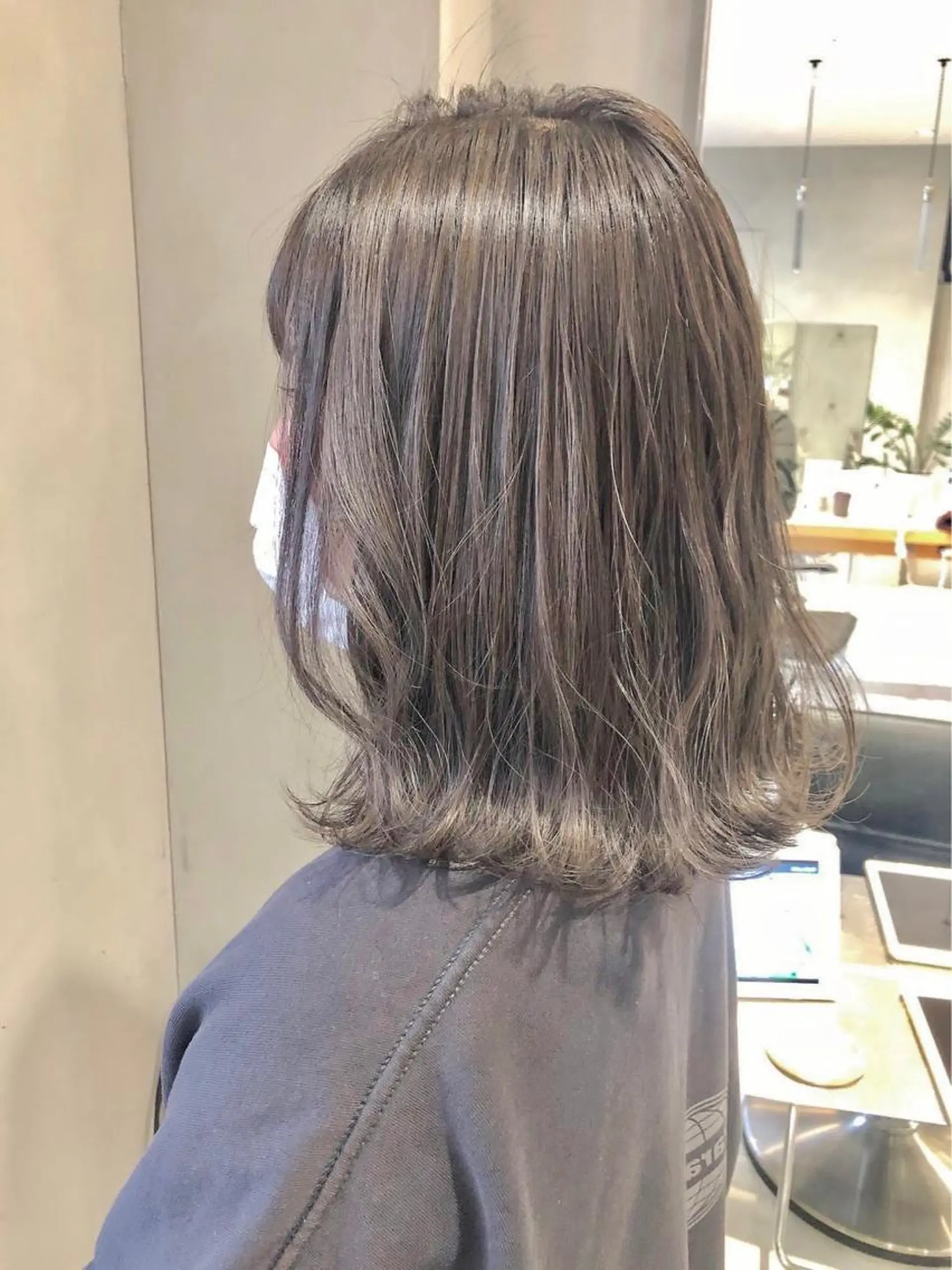 ミディアム カラー ヘアアレンジ 柔らかレイヤー🕊 ｒｅｏｎのヘアスタイル