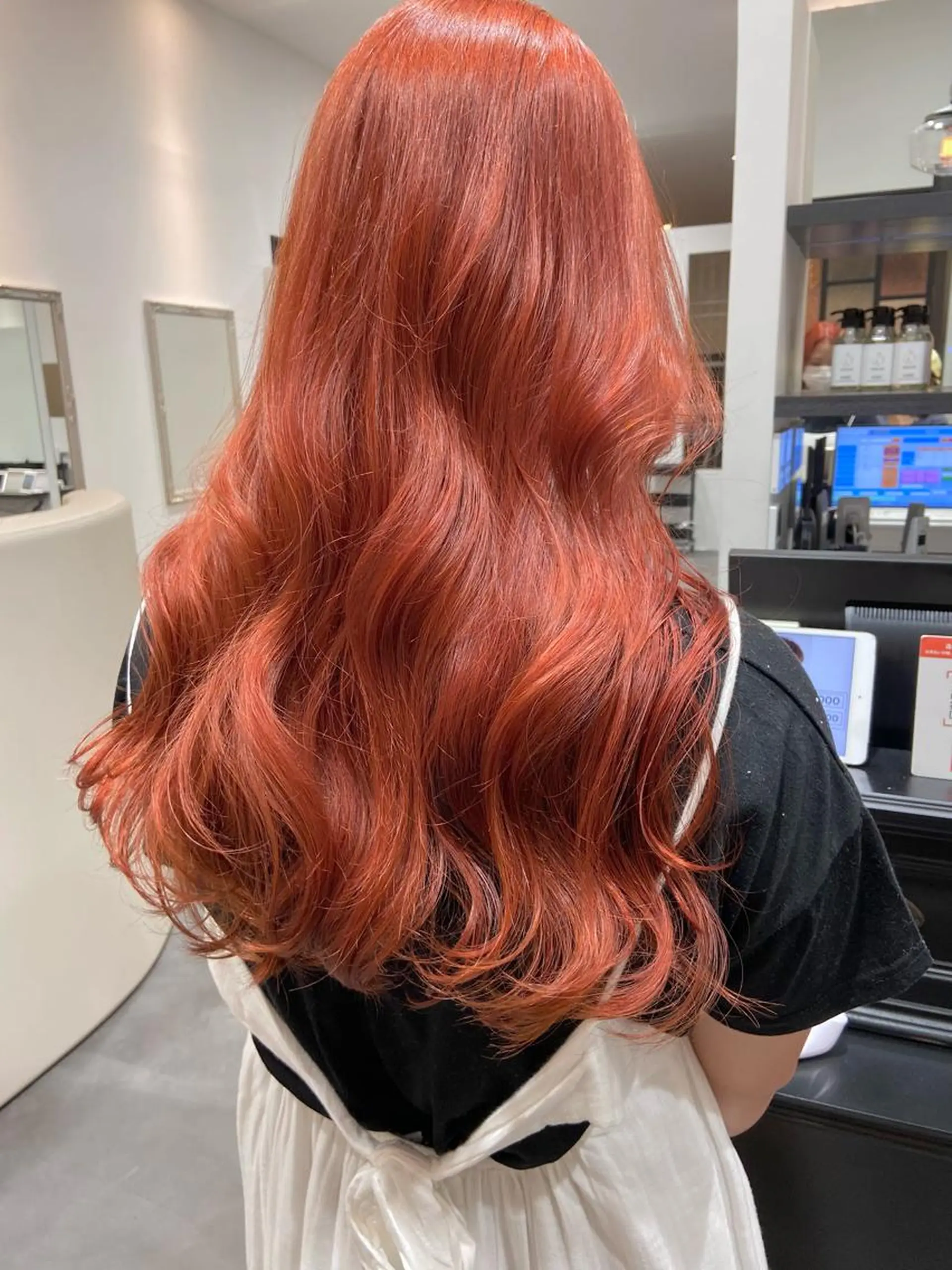 ロング カラー ヘアアレンジ ヘアカラー トリートメント 小倉 愛里のヘアスタイル