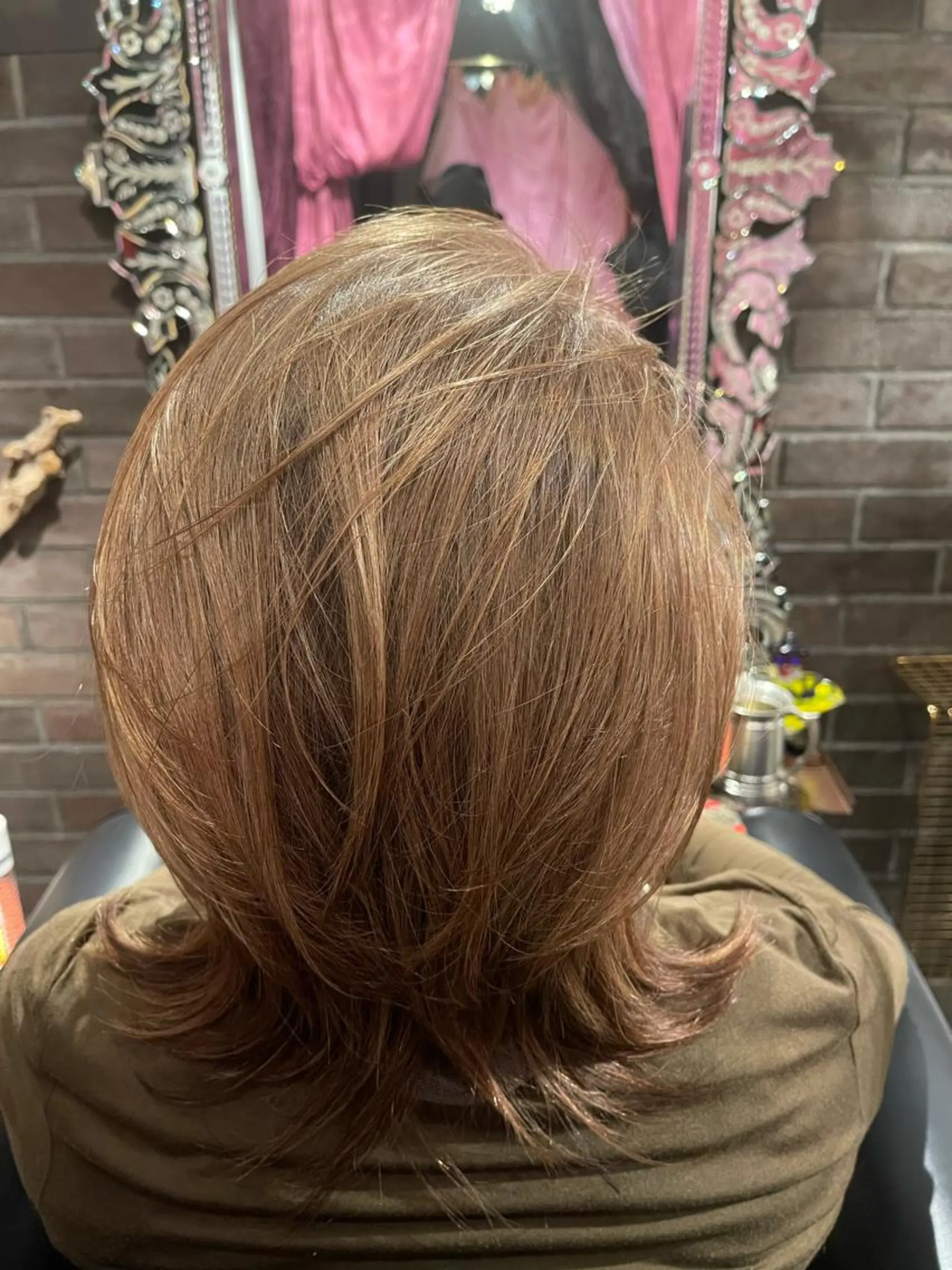 カラー ハイライトカラー アフィロス所属・五十嵐 舞のヘアスタイル