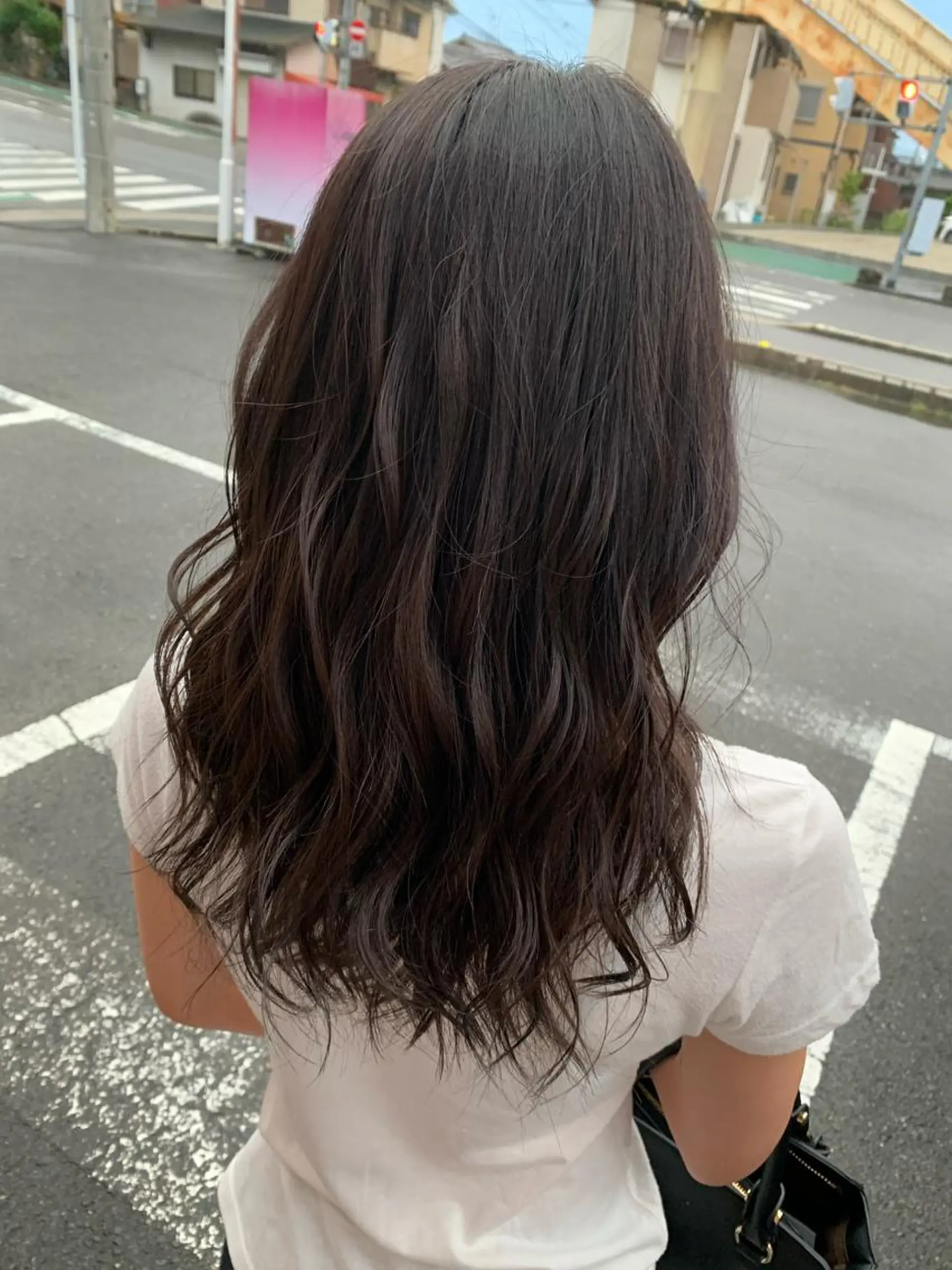 セミロング カラー マリンアイ所属・伊藤 ほの香のマツエク・マツパデザイン