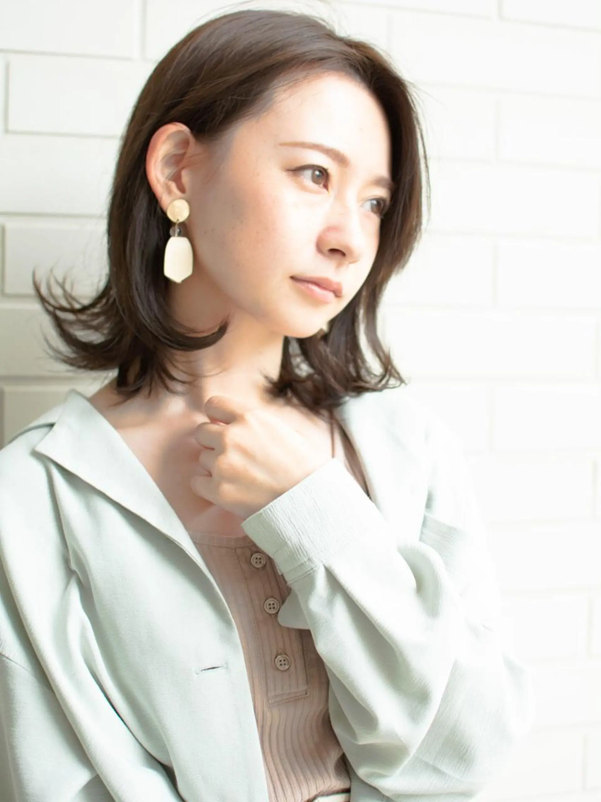 ミディアム カラー ショートボブ ベージュカラー ブルーカラー ブルージュ グレージュ 撮影モデル 斉藤 正敏のその他イメージ