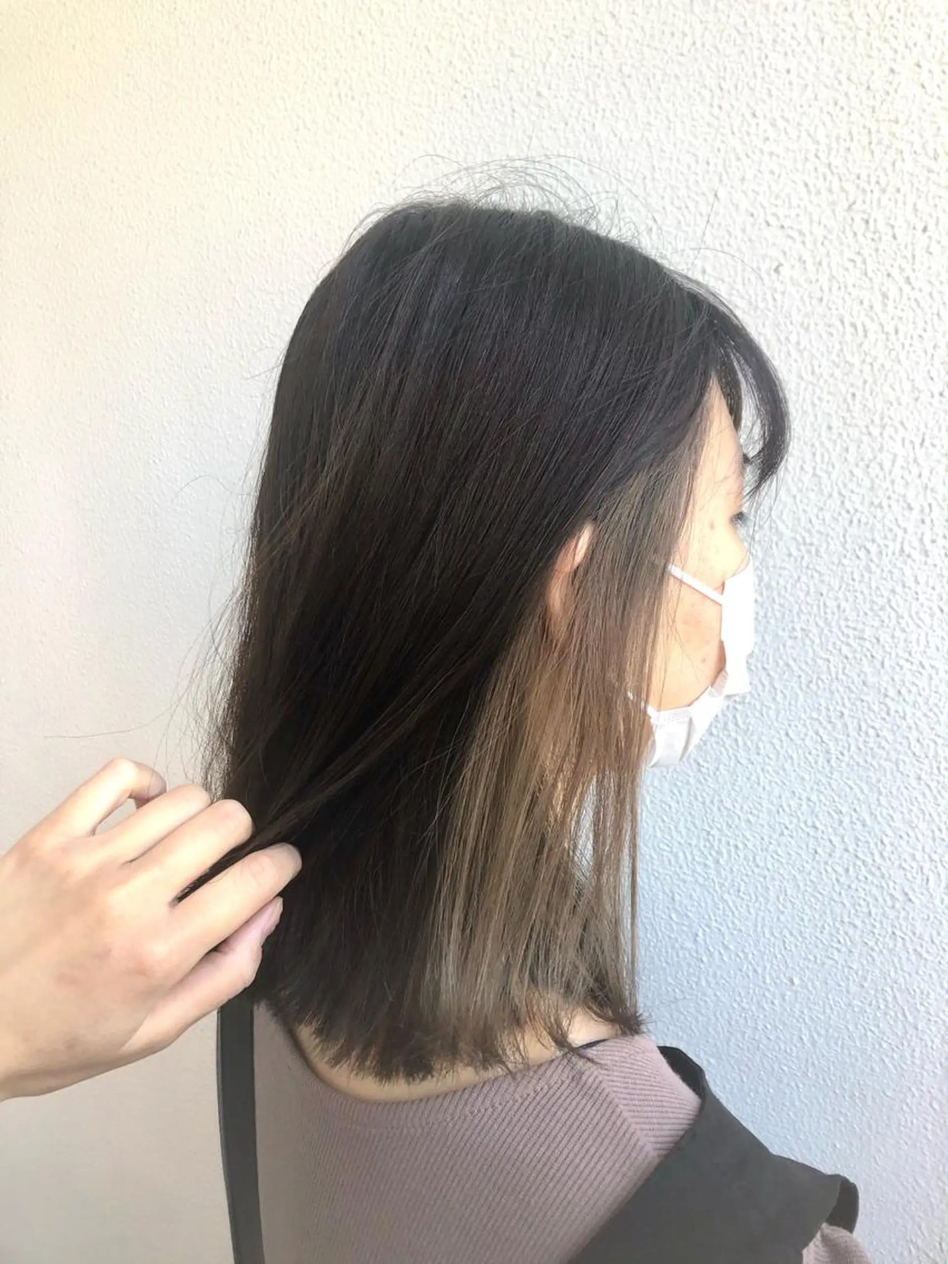 ミディアム カラー ヘアカラー トリートメント 岩谷 愛依のヘアスタイル