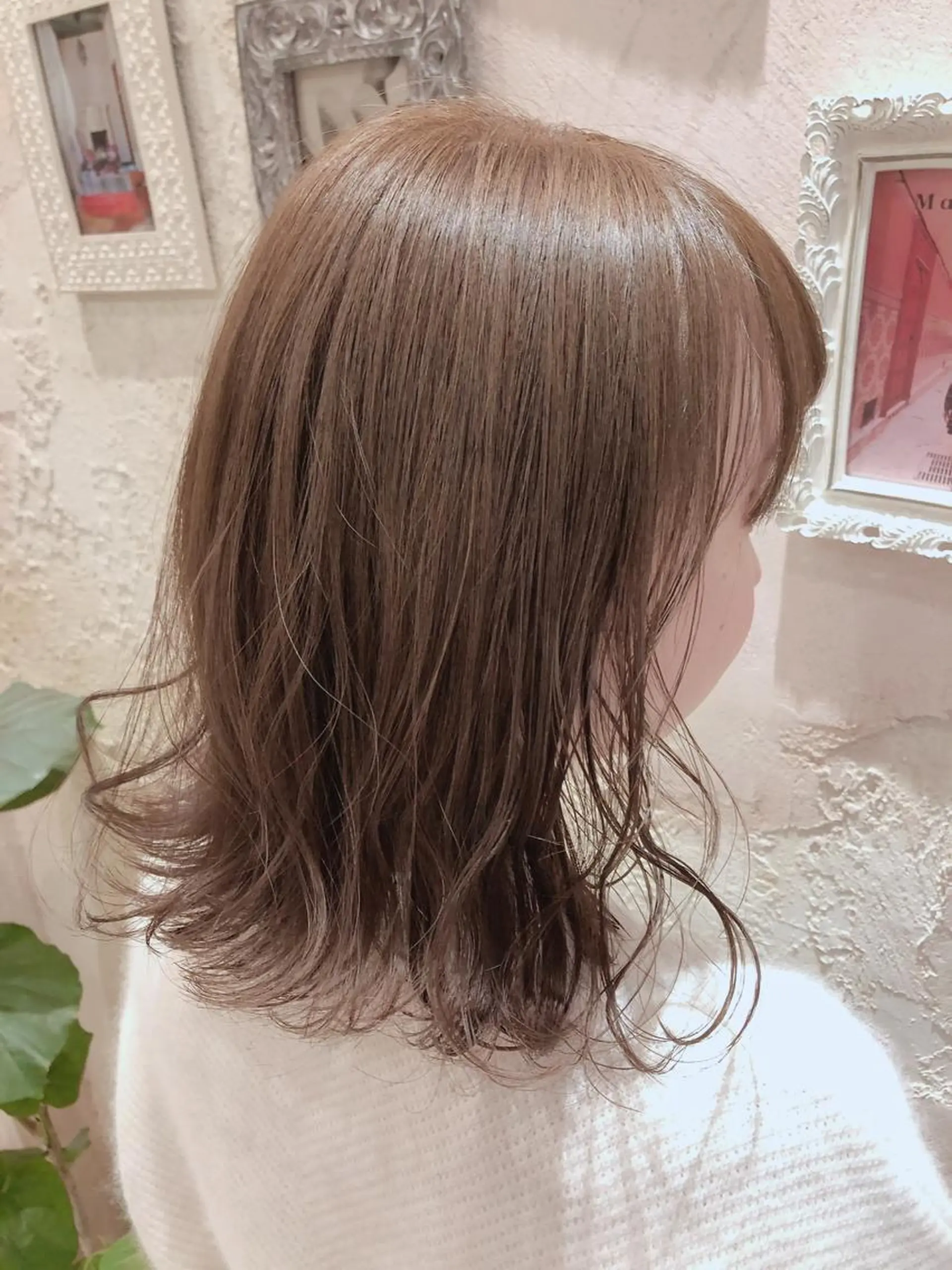ミディアム カット ヘアカラー トリートメント 代表山口ひな 髪質改善のプロのヘアスタイル