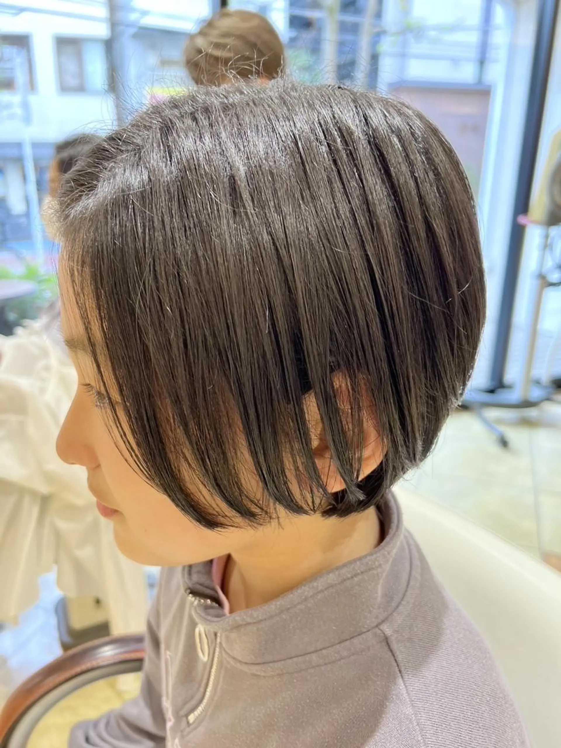 ショート カラー カット 天野 直美のヘアスタイル
