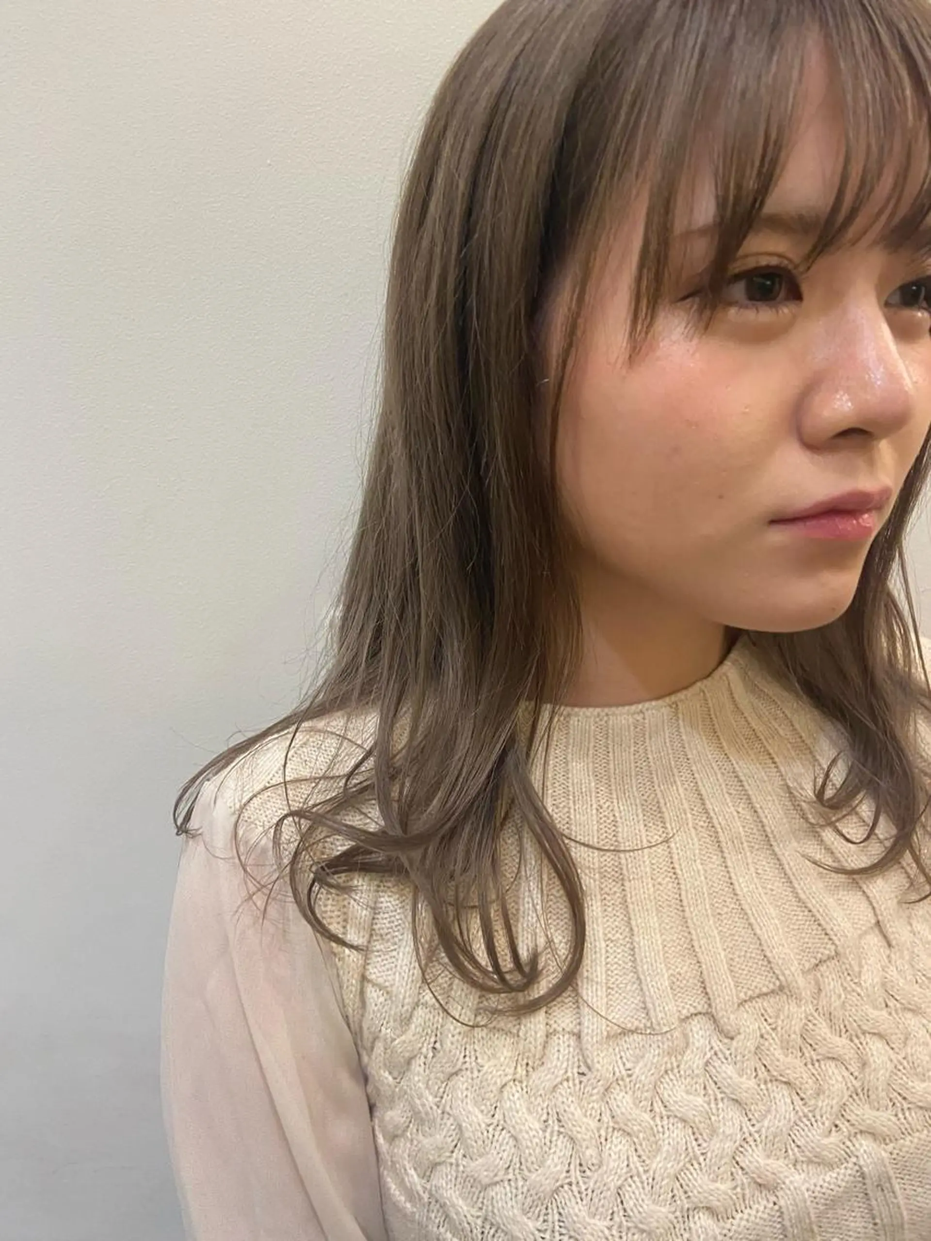 ロング カラー ヘアカラー トリートメント écouter所属・ジェンダーレスカット ハイトーン/カイセイのヘアスタイル