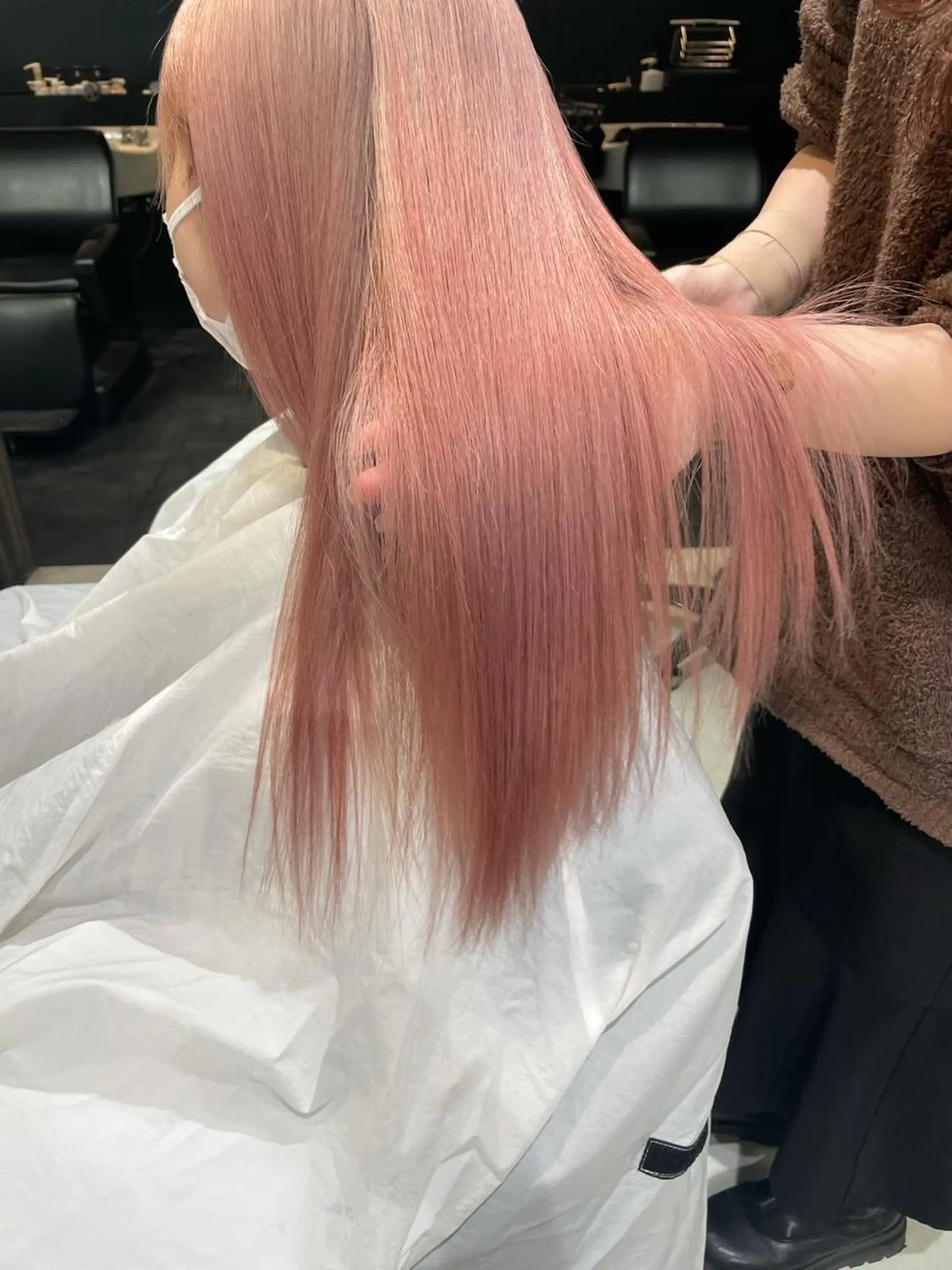 ロング カラー ベージュカラー ブリーチ ピンクカラー ピンクベージュ hairsalon de Forever本店所属・笠原未稀/カット・ ハイライトモデルのヘアスタイル