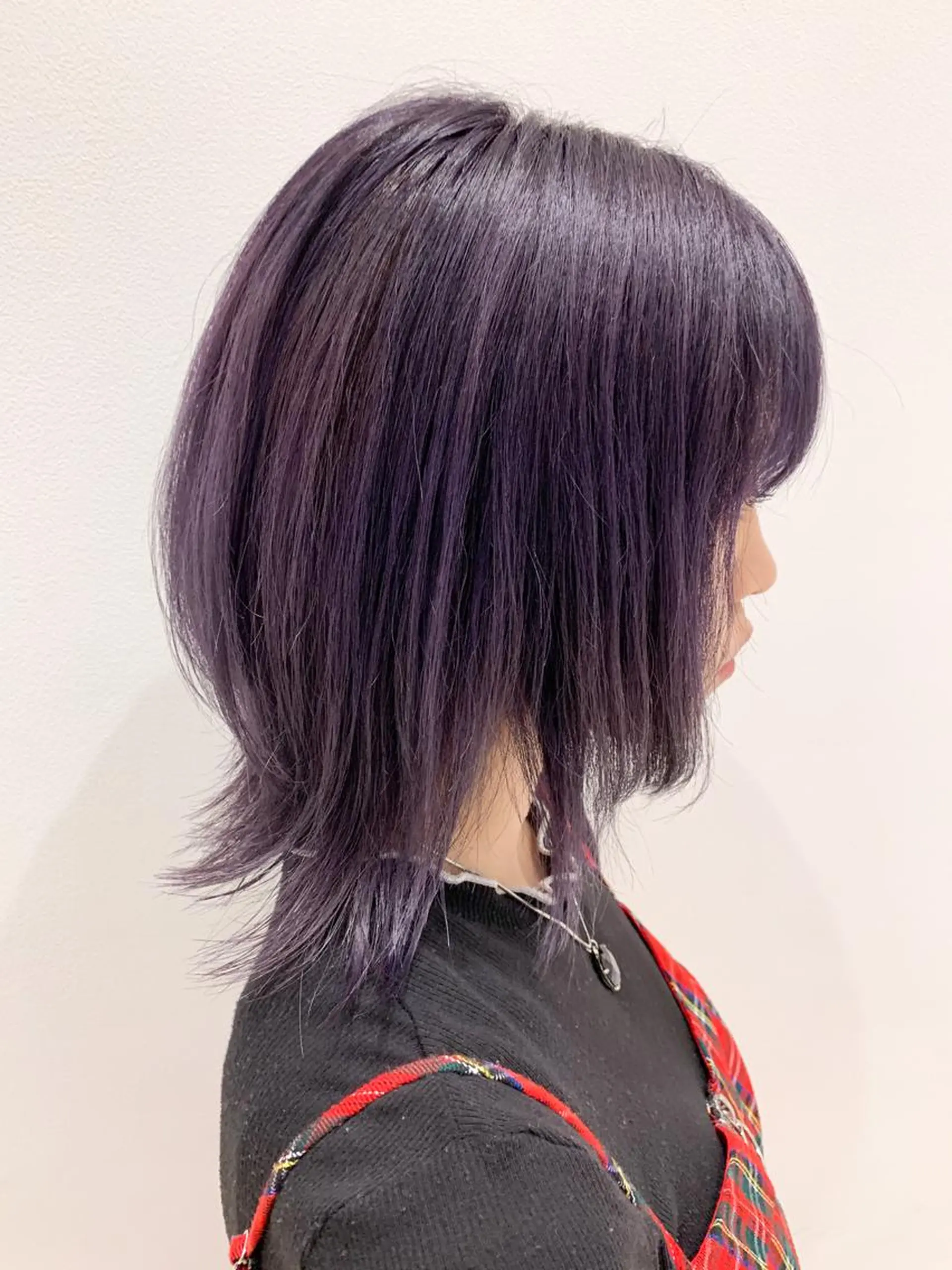 ミディアム パープルカラー 🍀ケアブリーチ カラー🍀坂井のヘアスタイル