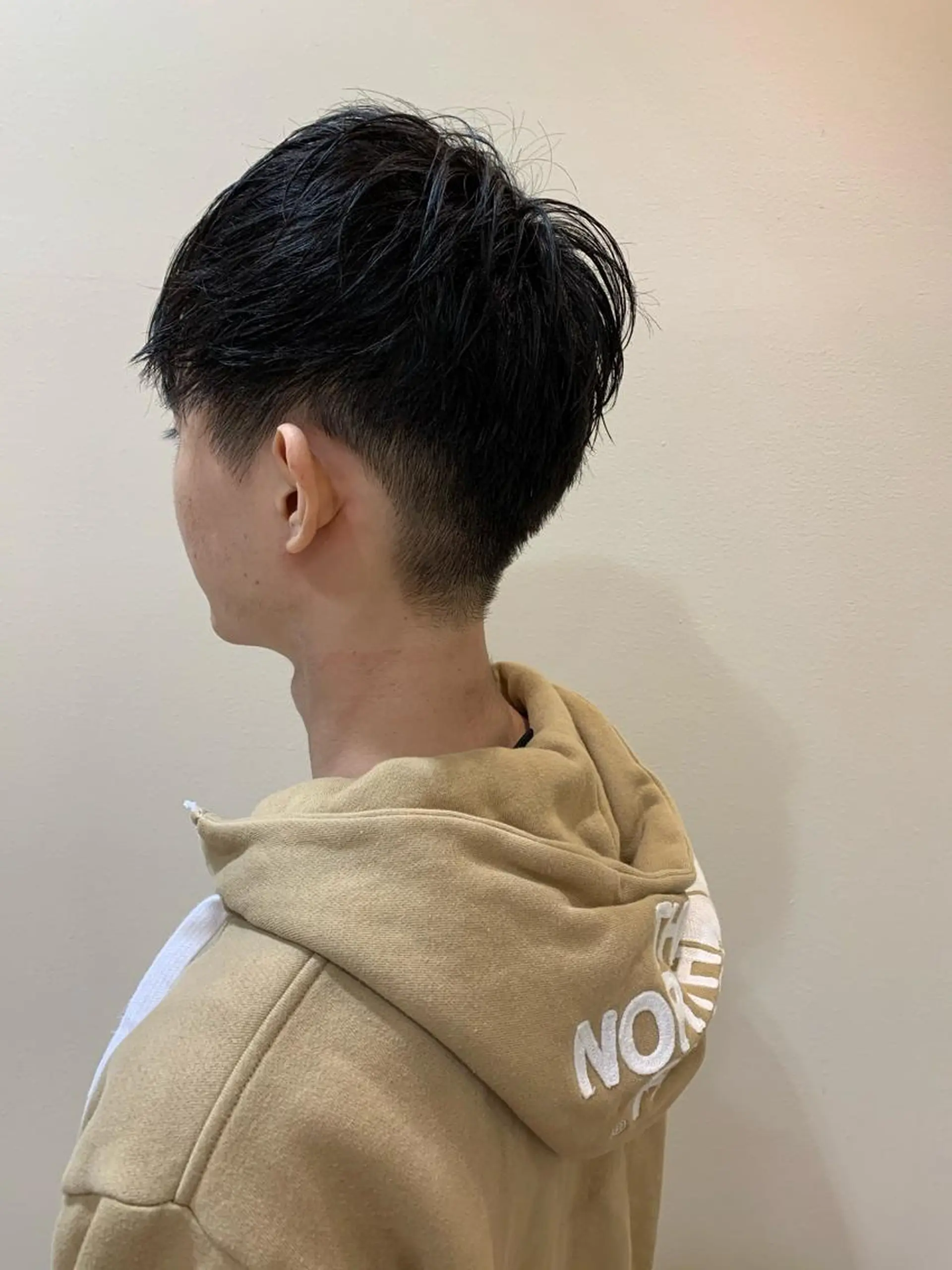 ショート メンズ R-5 shonandai所属・🍋透け感カラー🍃 オリーブ🍐Kahoのヘアスタイル