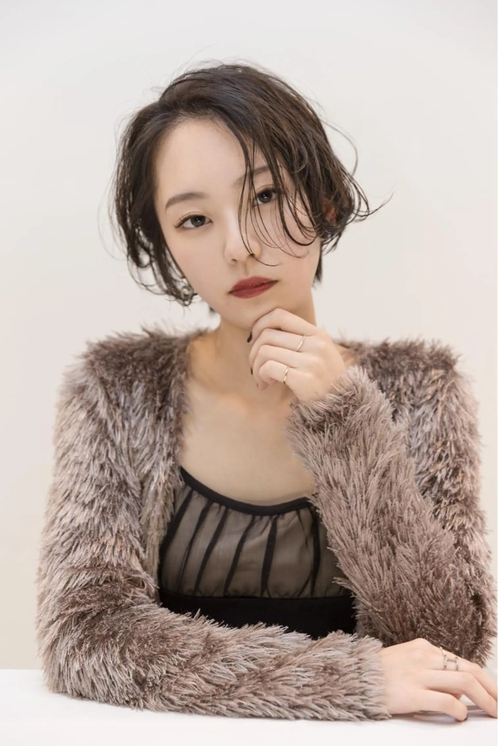 ショート カラー ツジガキ ユウスケのヘアスタイル