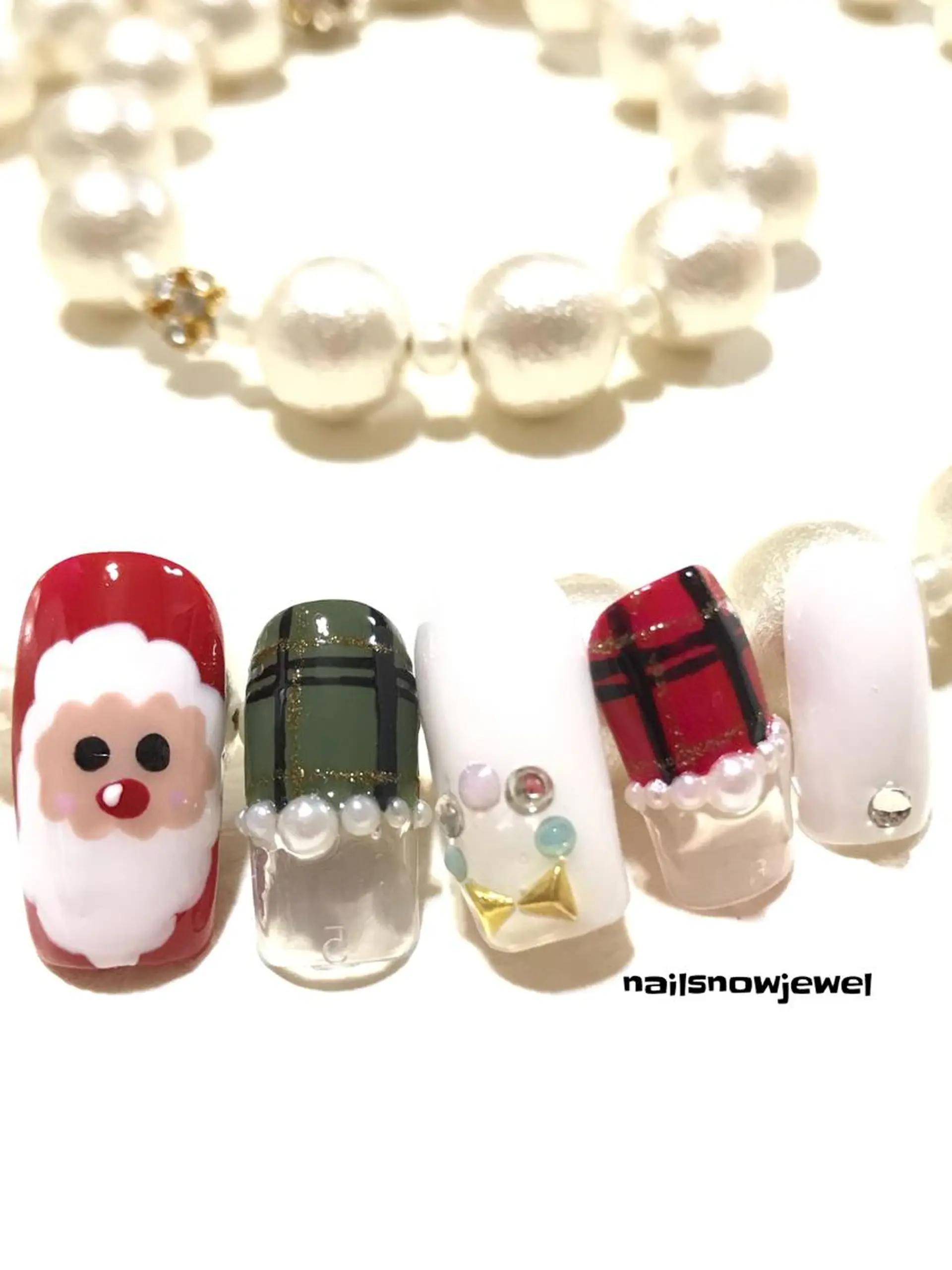 ネイル 冬ネイル クリスマス nail snowjewelのネイルデザイン