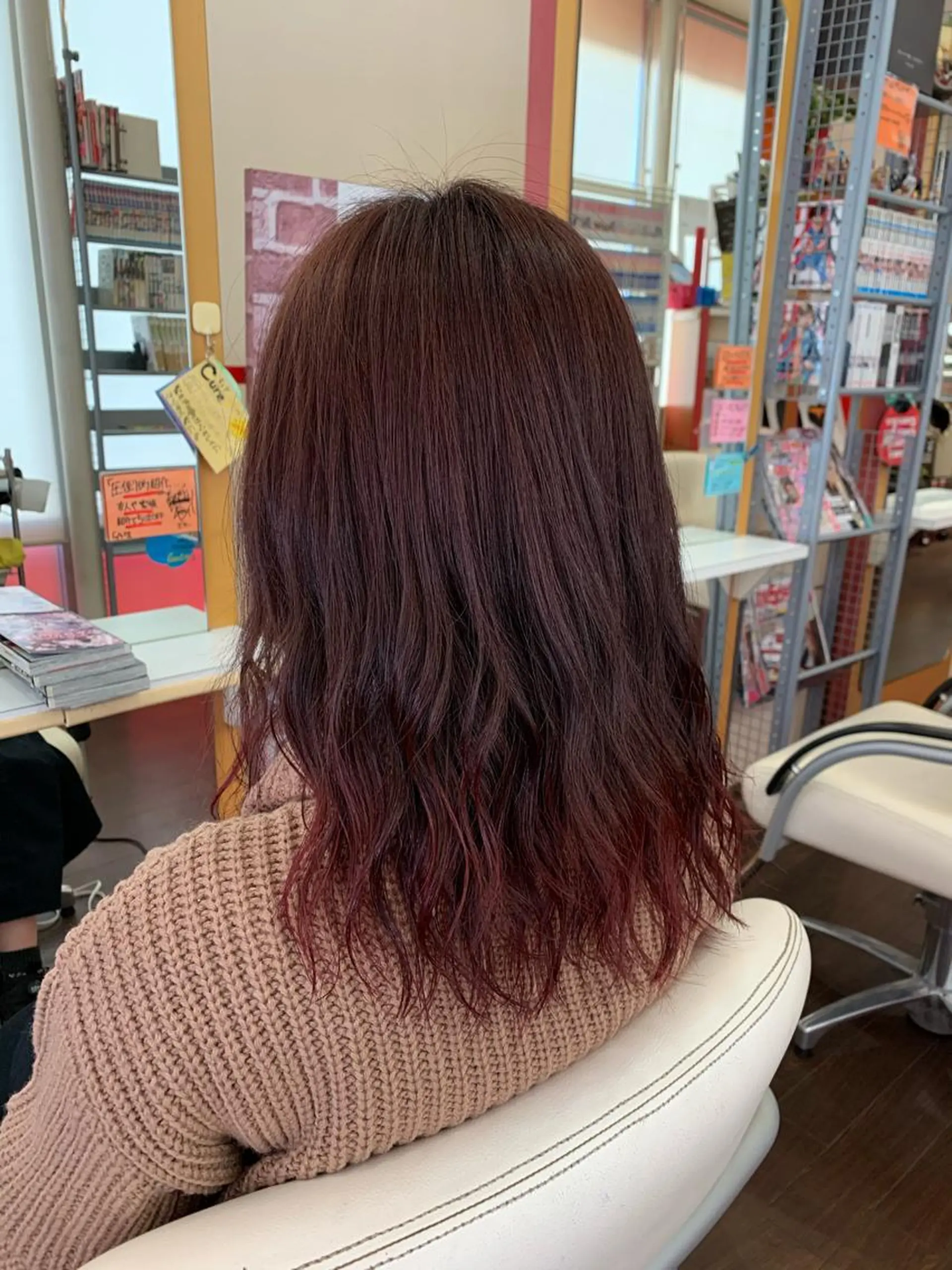 セミロング ヘアカラー たけい ゆうきのヘアスタイル