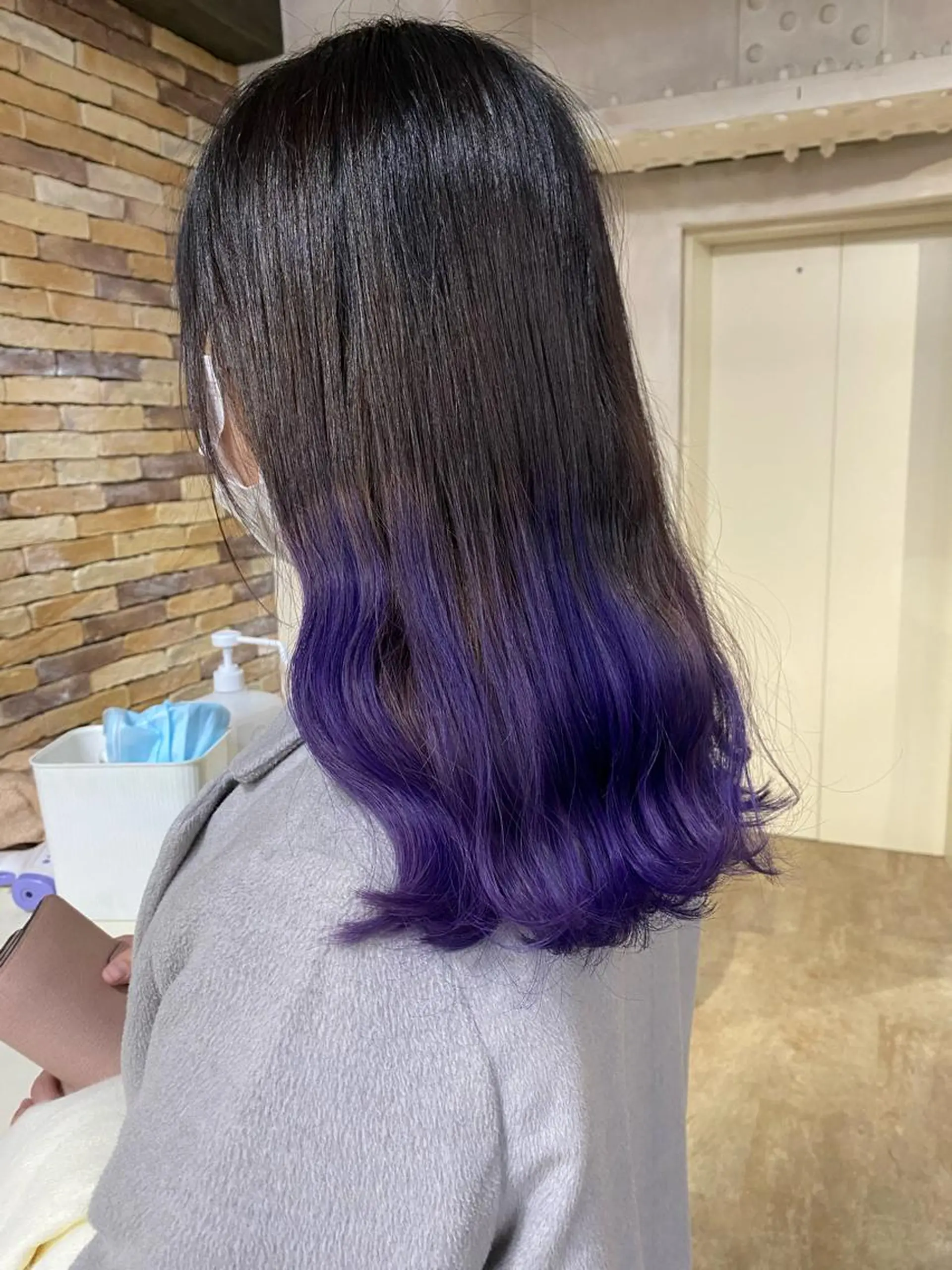 ロング カラー ブリーチ グラデーションカラー ヘアカラー ALLY（アリー）所属・ミニモお気に入り数 No.1宍戸雄弥のヘアスタイル