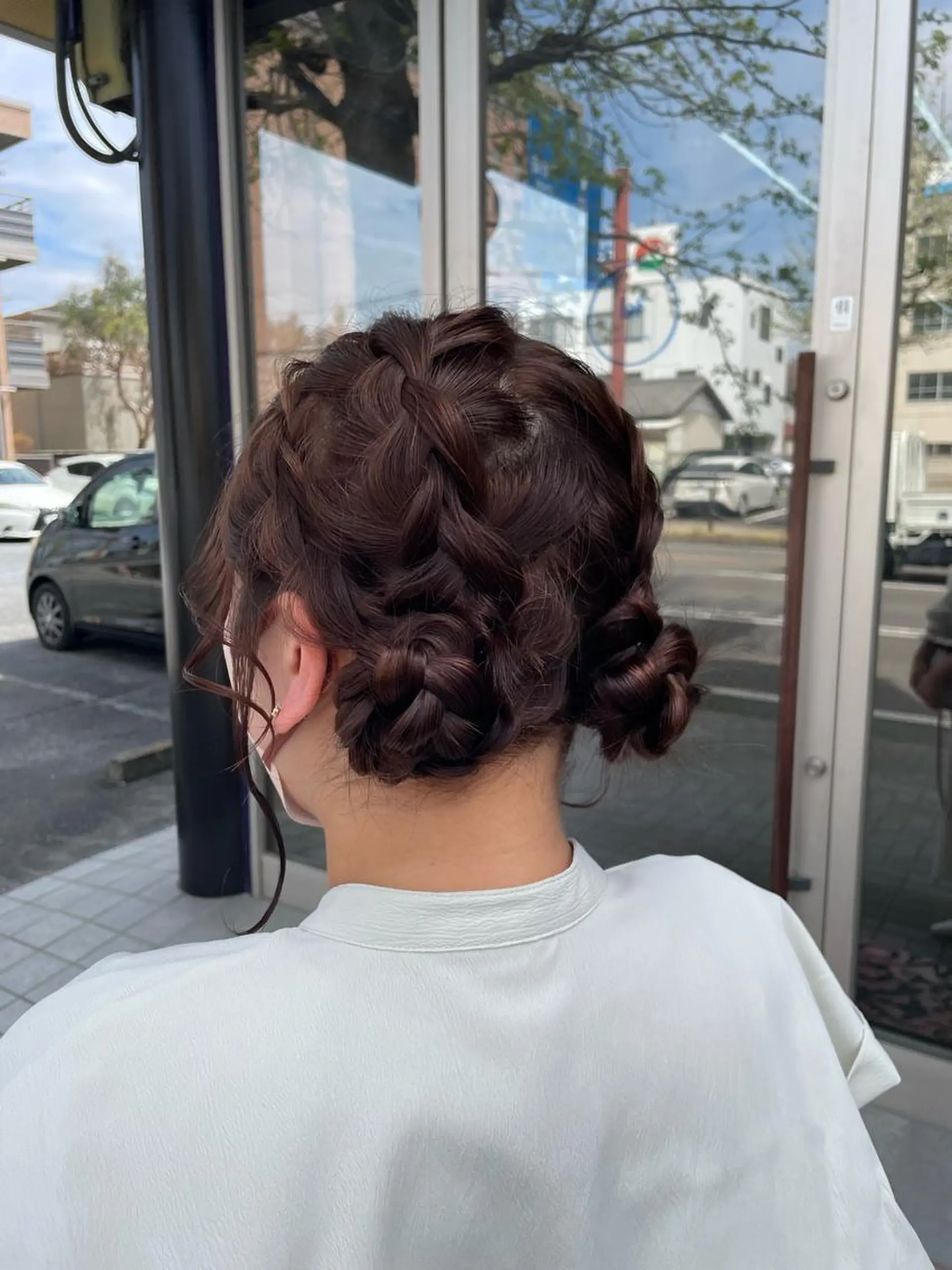 ヘアアレンジ お団子ヘア オノ アカネのヘアスタイル