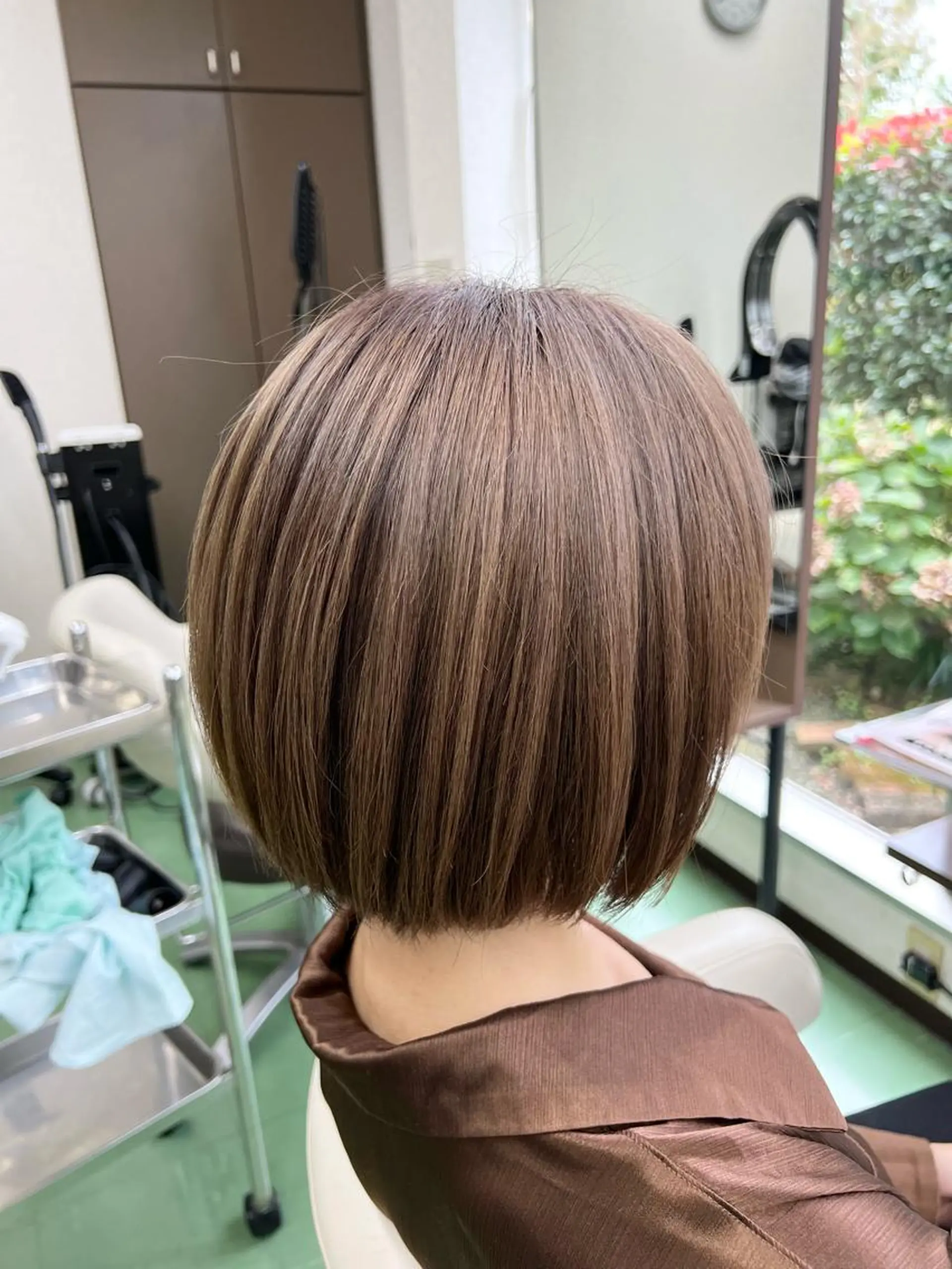 ミディアム カラー グレージュ ヘアカラー 甲田 豪徳のヘアスタイル