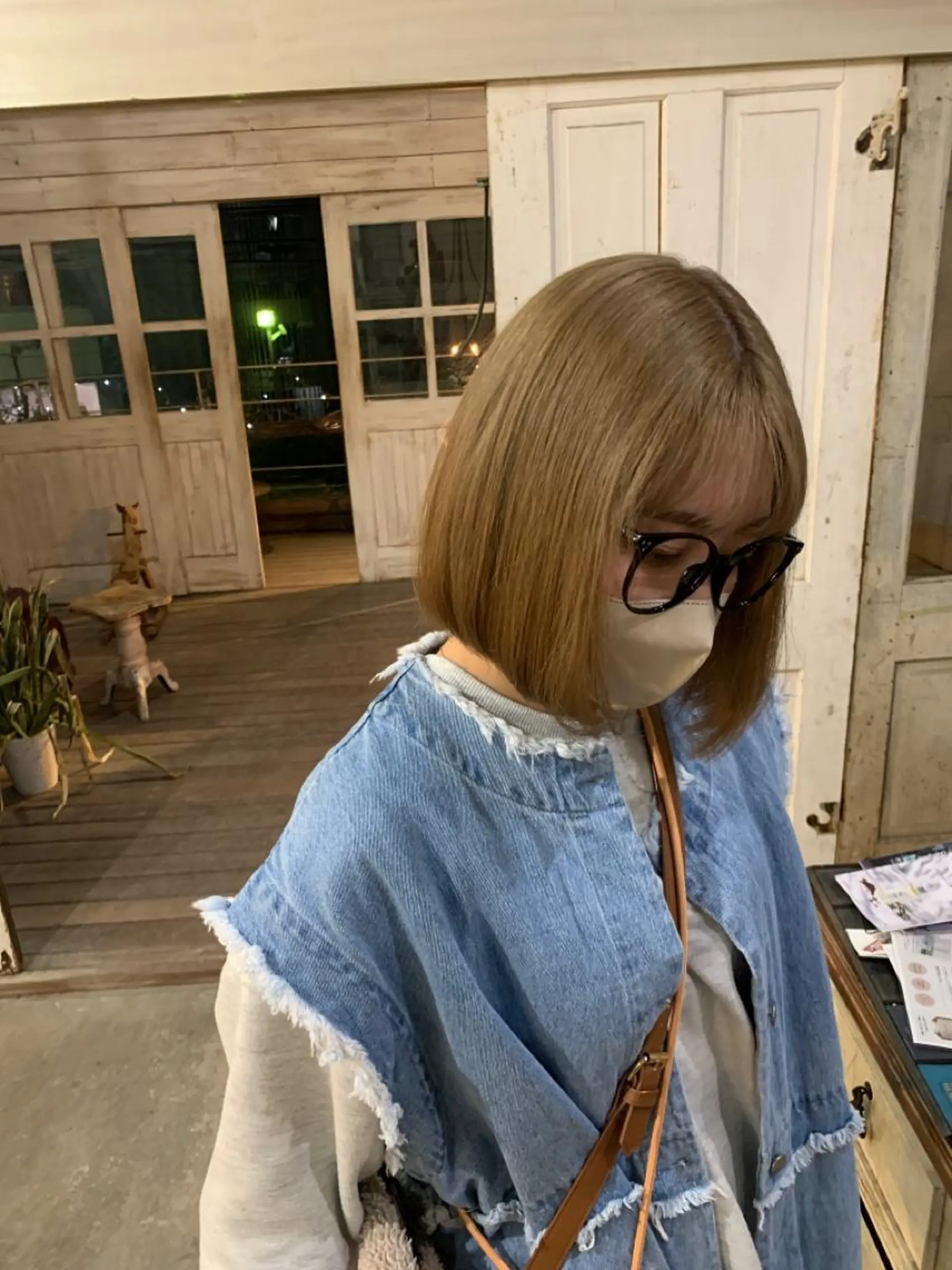 ショート カラー ヘアアレンジ メンズ キッズ ショートボブ メンズバレイヤージュ メンズブリーチ メンズハイライト メンズハイトーン ヘアカラー 🌈難波🌈ベージュ カラー【ヒロム】のヘアスタイル