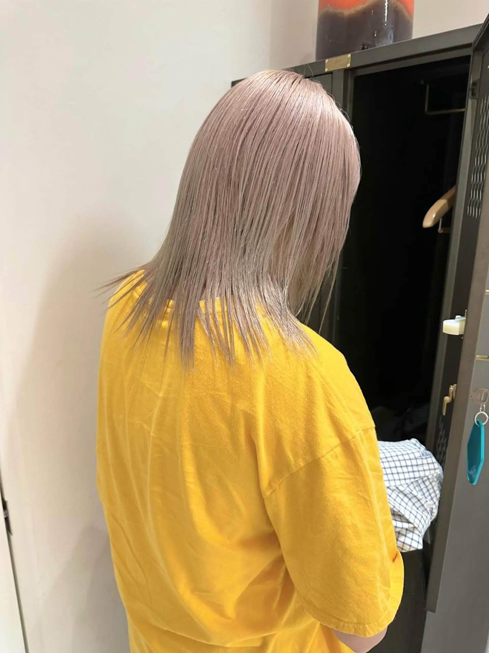 ミディアム カラー カット ヘアカラー トリートメント kai .のヘアスタイル