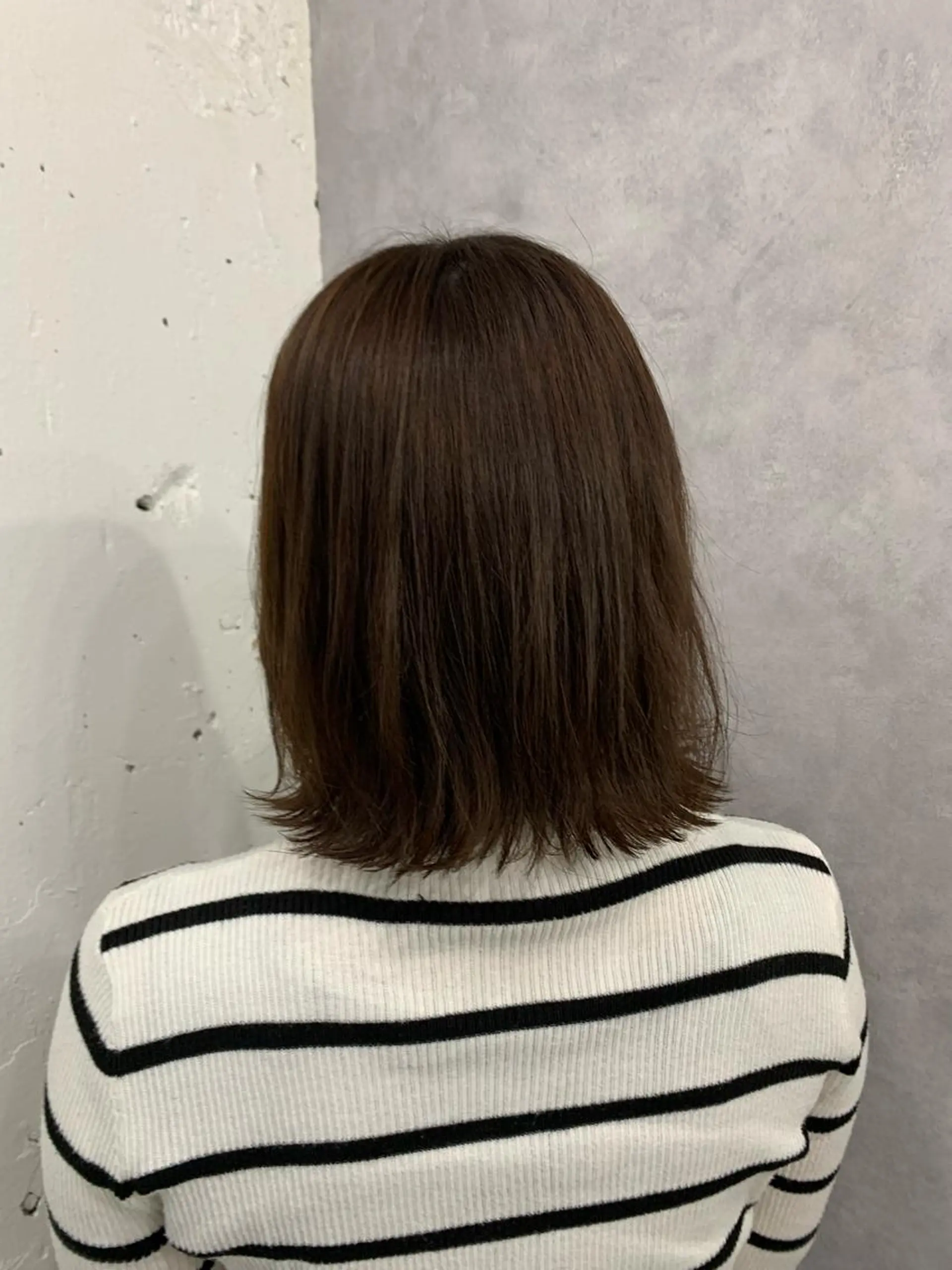 ミディアム カラー ブラウンカラー ミルクティーブラウン チバ ヒロトのヘアスタイル