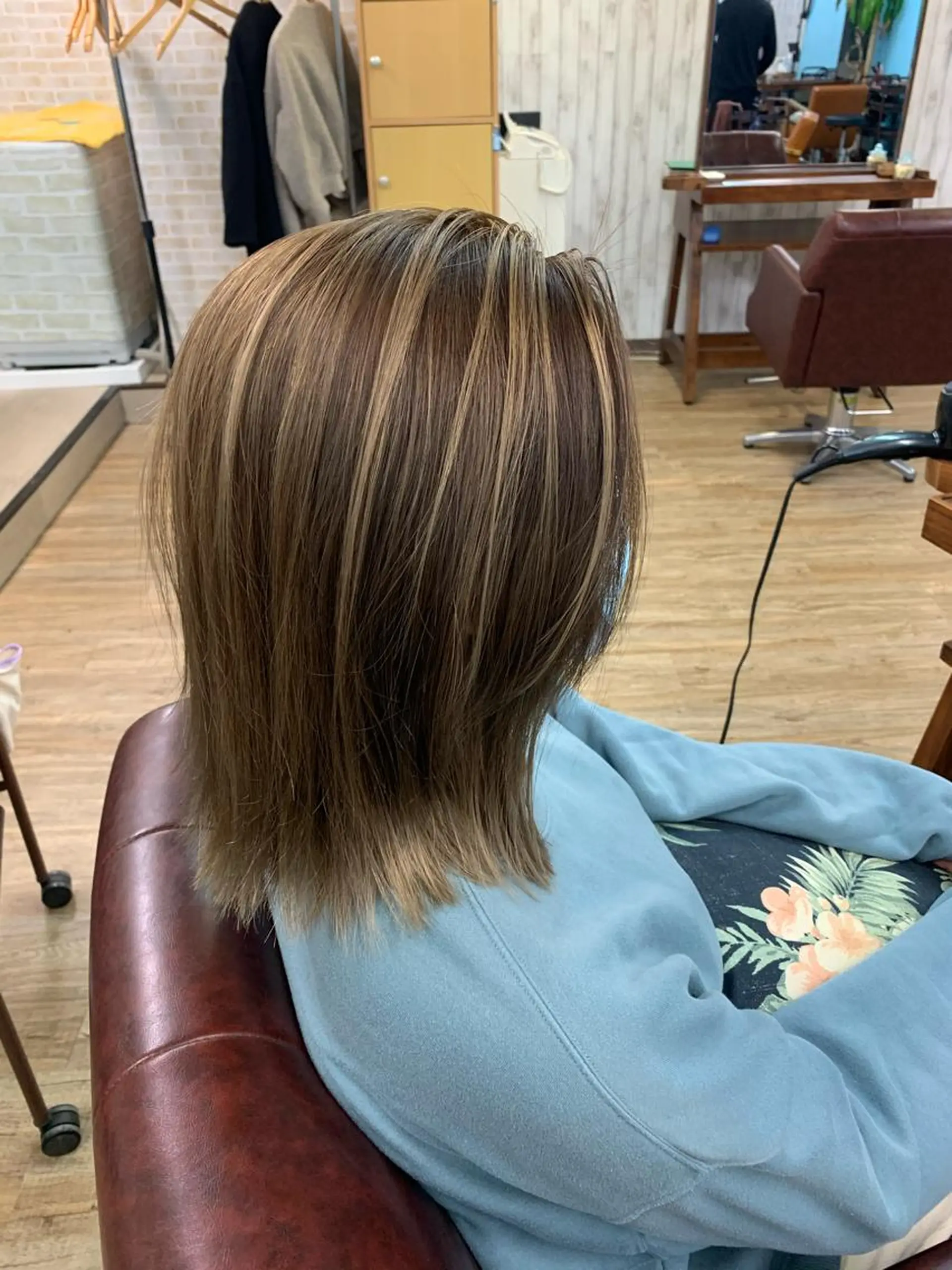 ミディアム カット ヘアカラー 🌟ayame🌟 小野寺諒のヘアスタイル