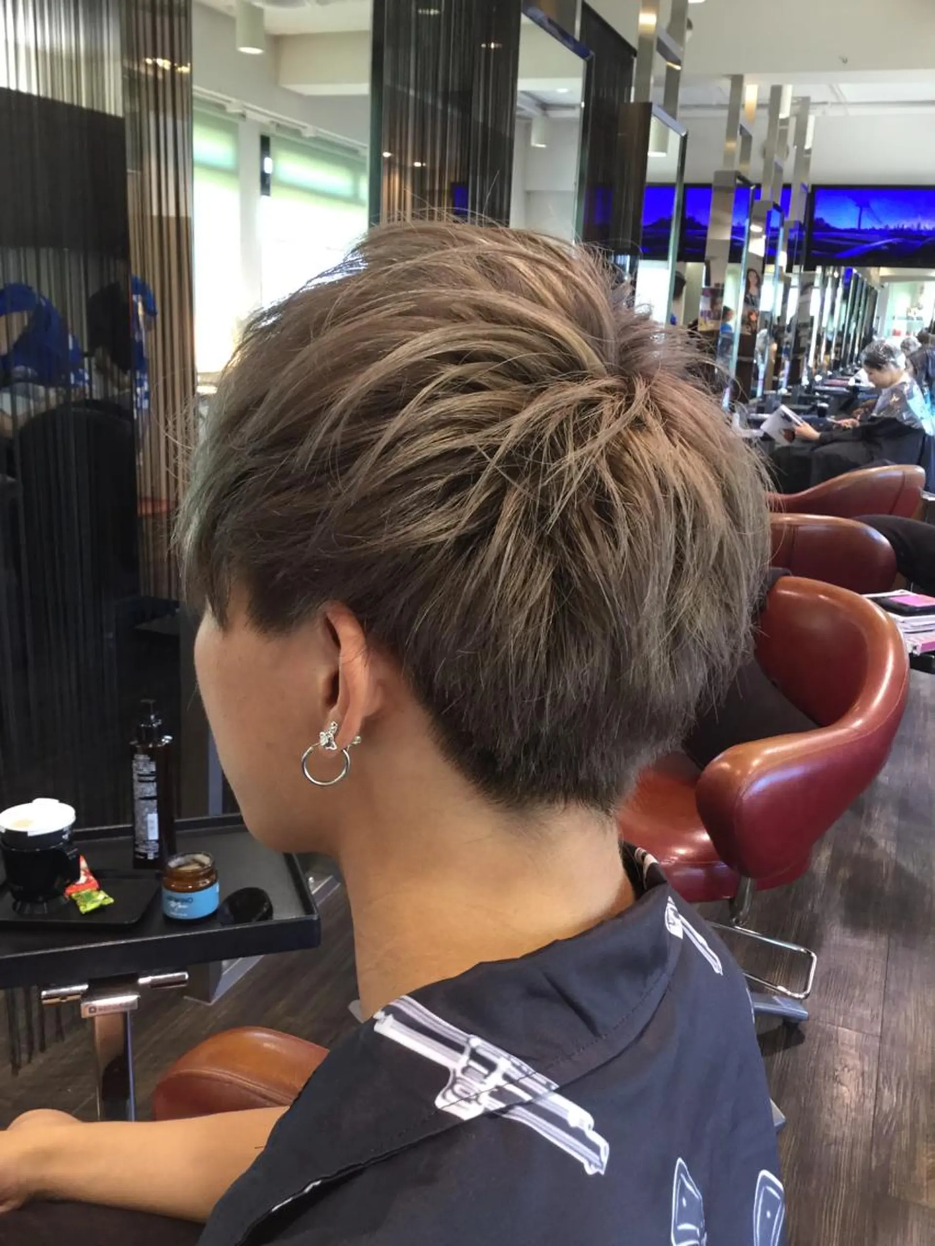 ショート メンズ ヘアカラー 🌿‬ ܸAir 透明感🌱西村知佳のヘアスタイル